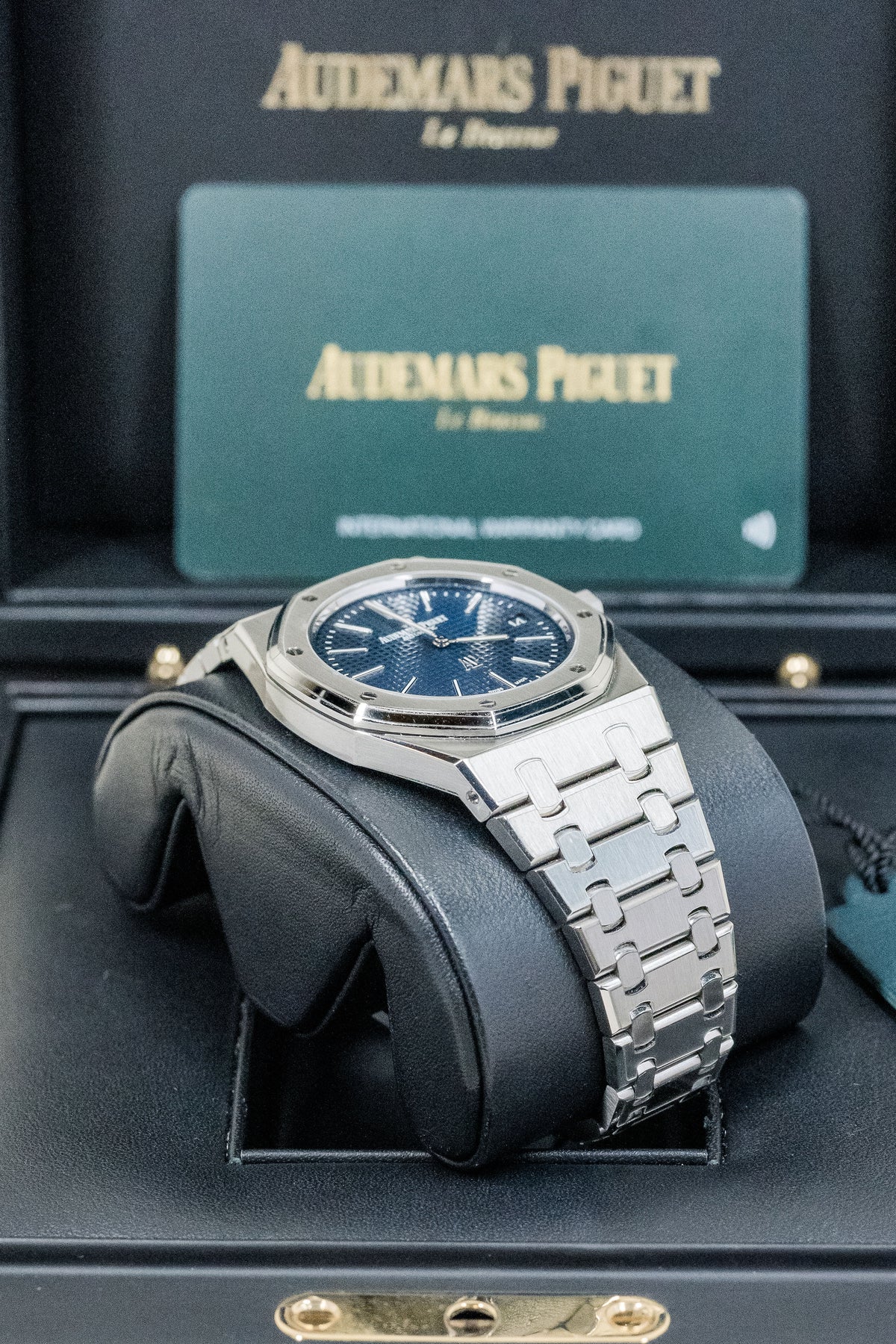 2022 Audemars Piguet Royal Oak Jumbo Extra-Thin 16202ST
