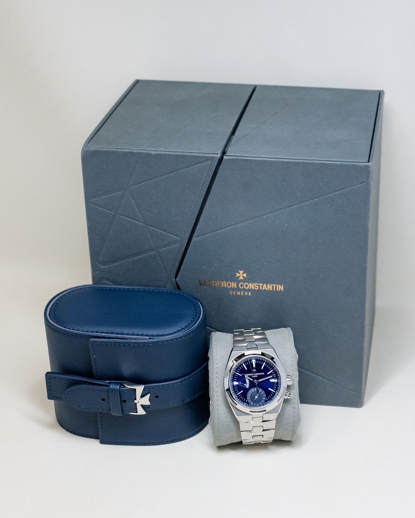 2024 Vacheron Constantin Overseas Dual Time 7920V