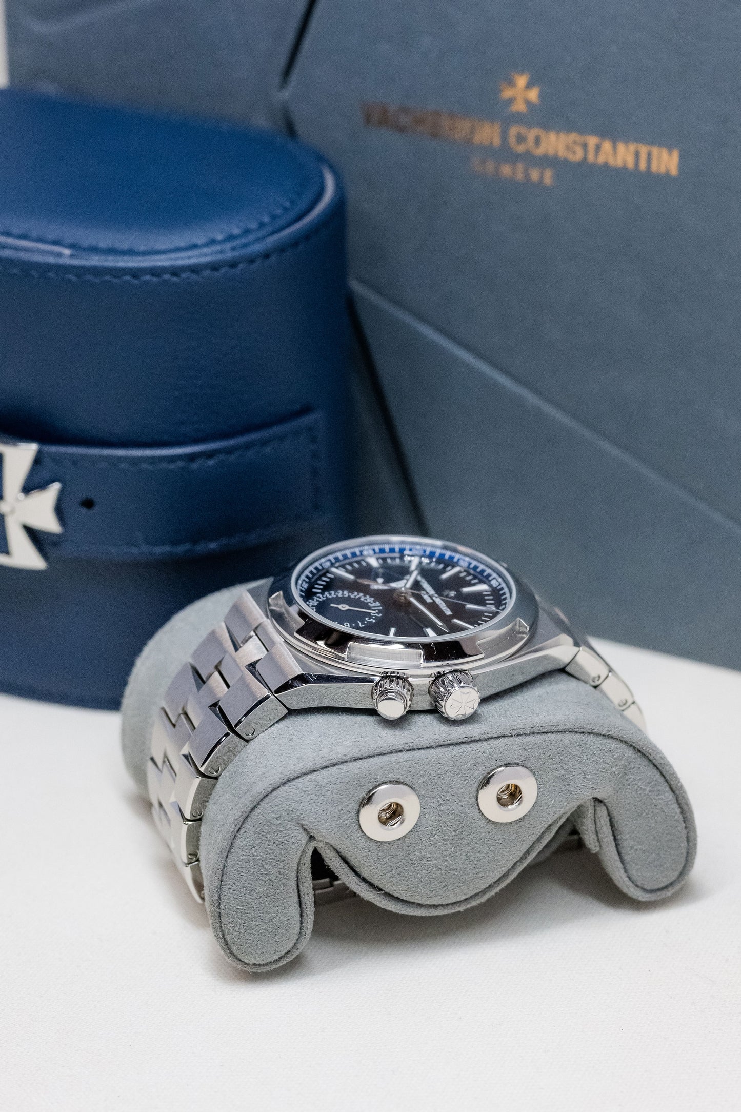 2024 Vacheron Constantin Overseas Dual Time 7920V