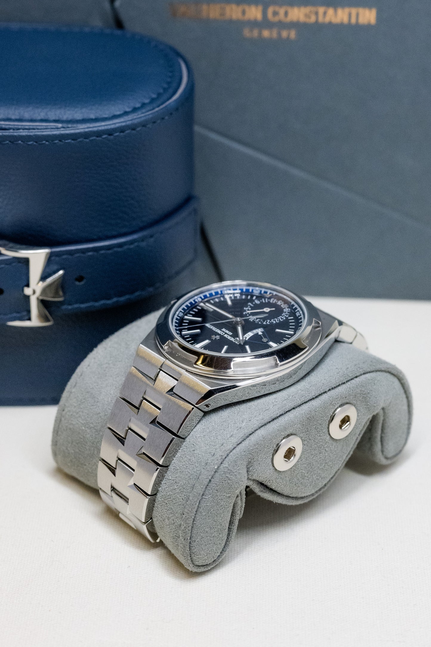 2024 Vacheron Constantin Overseas Dual Time 7920V