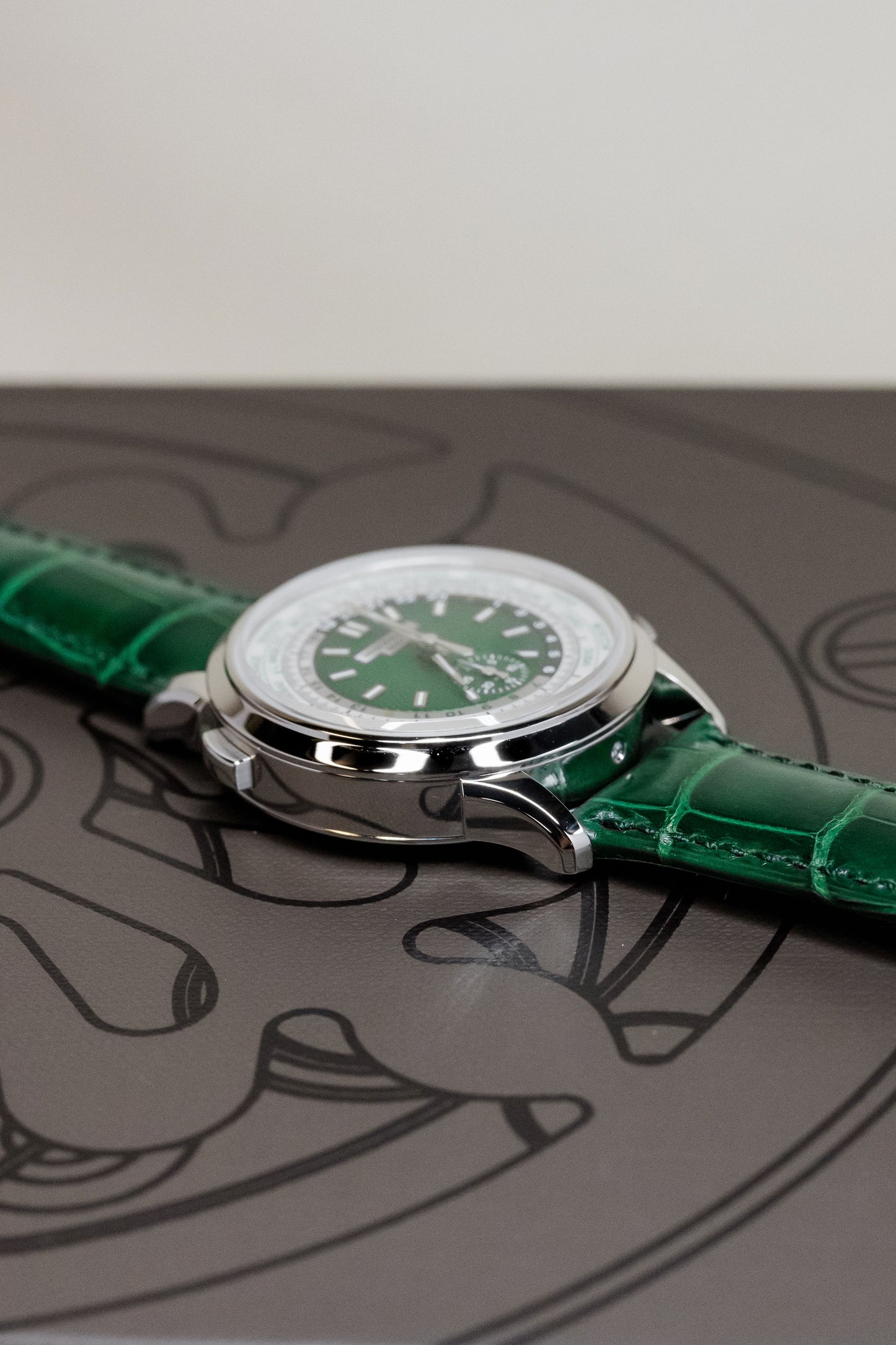 2026 Patek Philippe Complications 5930P-001