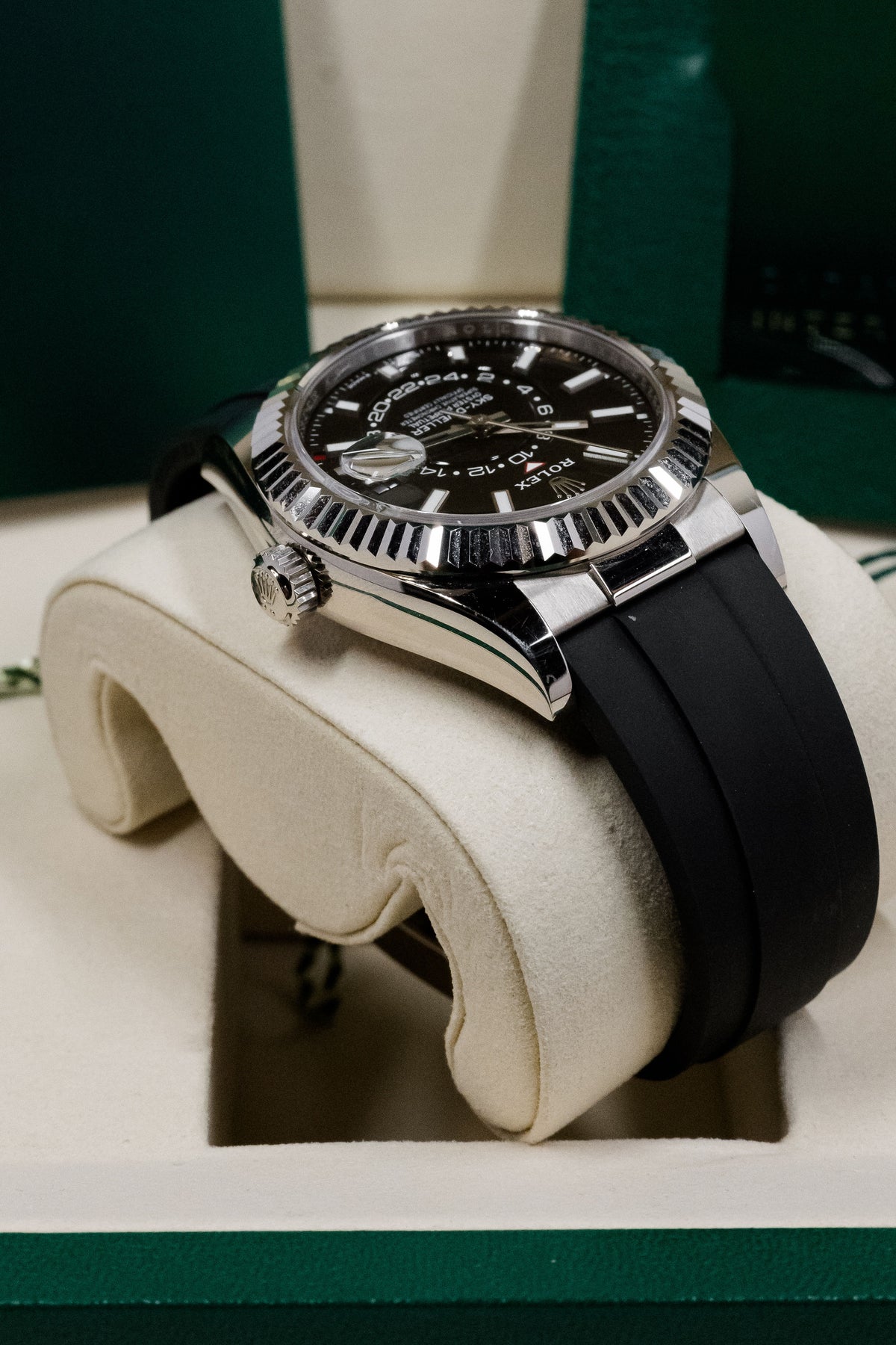 2025 Rolex Sky-Dweller 336239