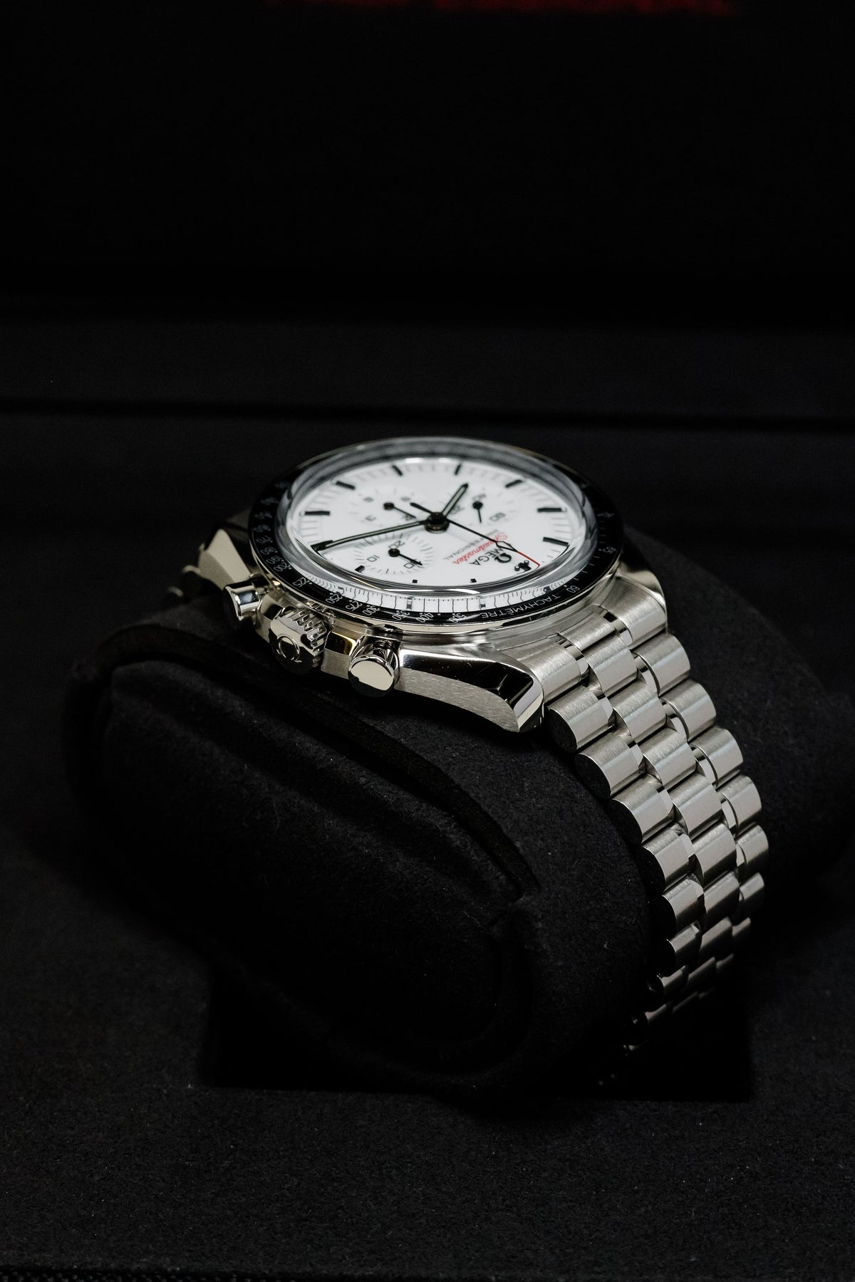 Omega Speedmaster Moonwatch Professional