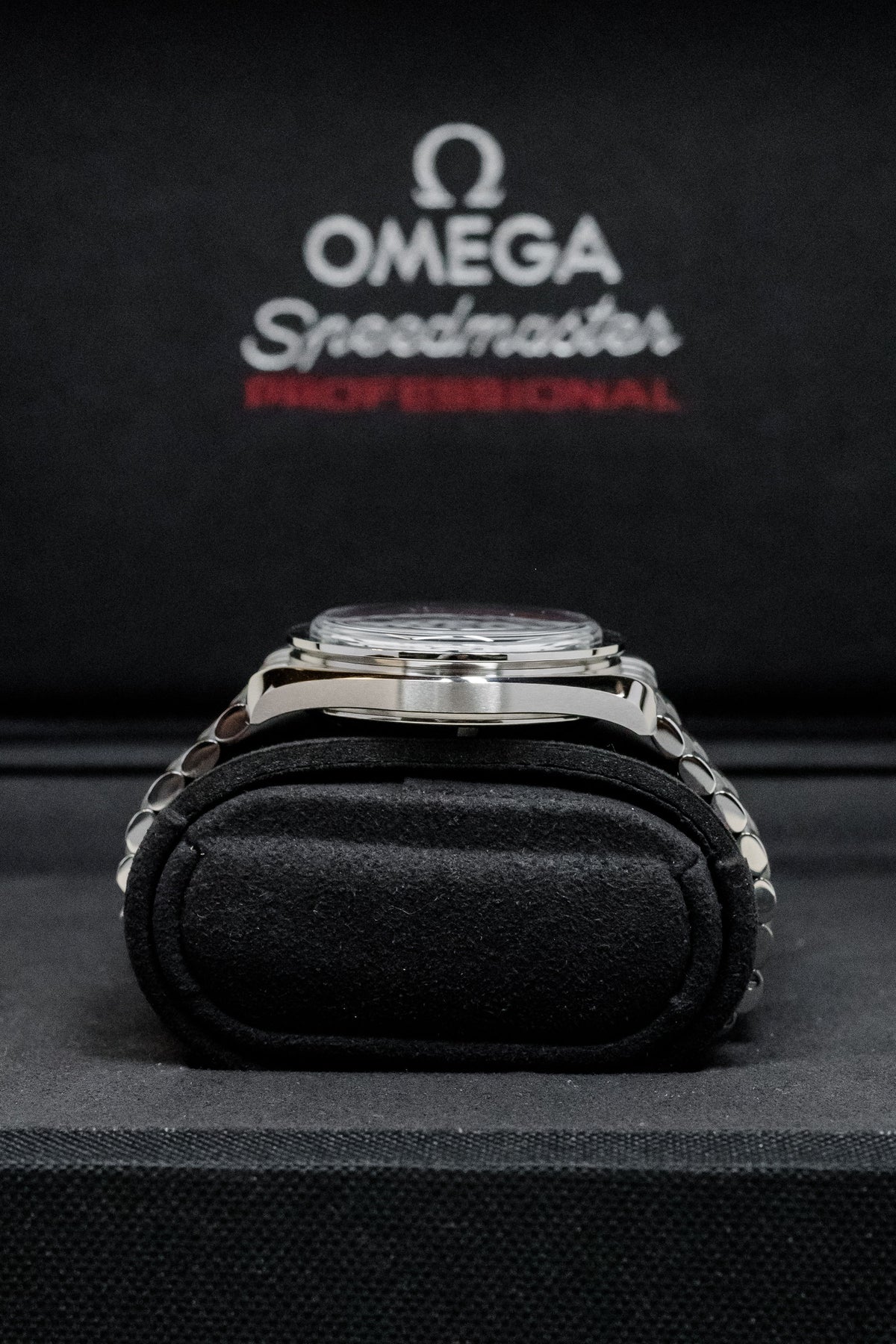 Omega Speedmaster Moonwatch Professional