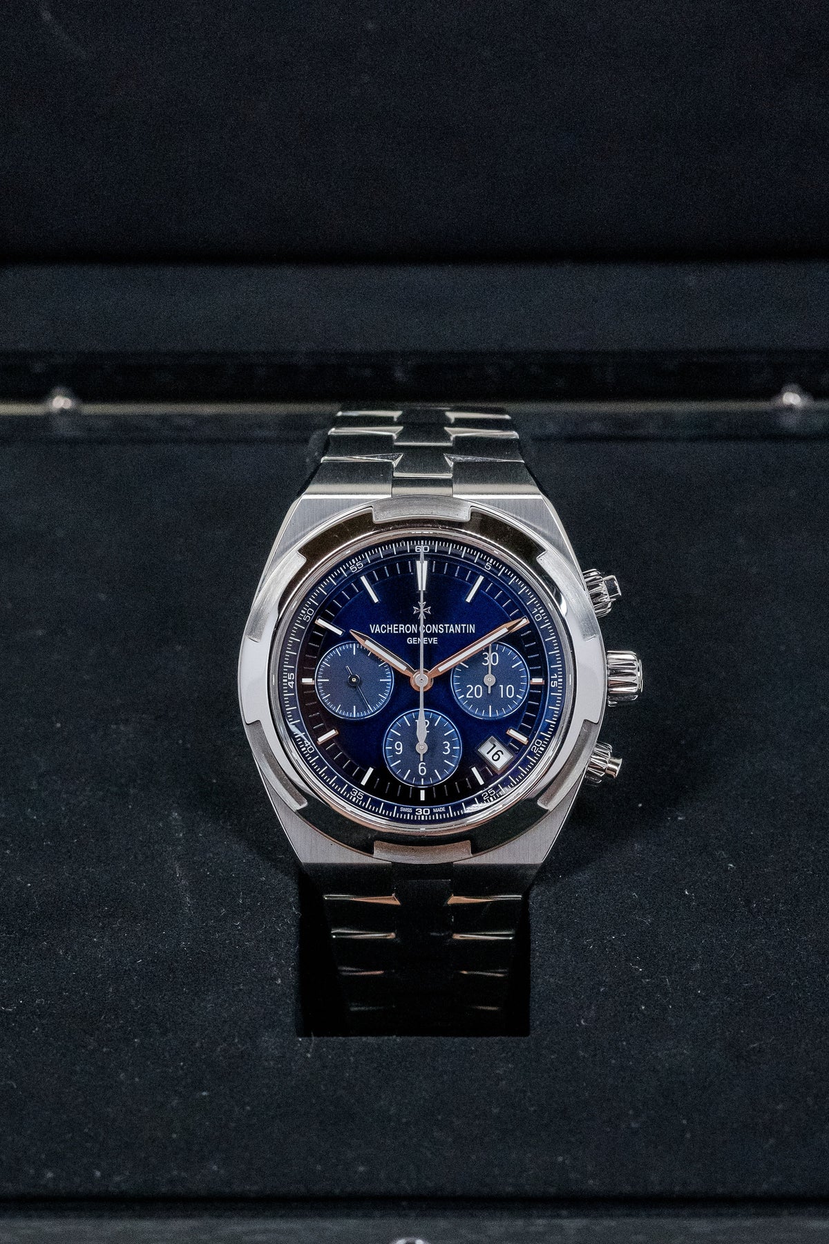 2026 Vacheron Constantin Overseas Chronograph 5520V
