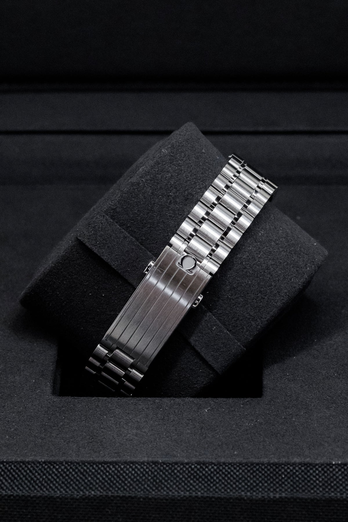 Omega Speedmaster Moonwatch Professional