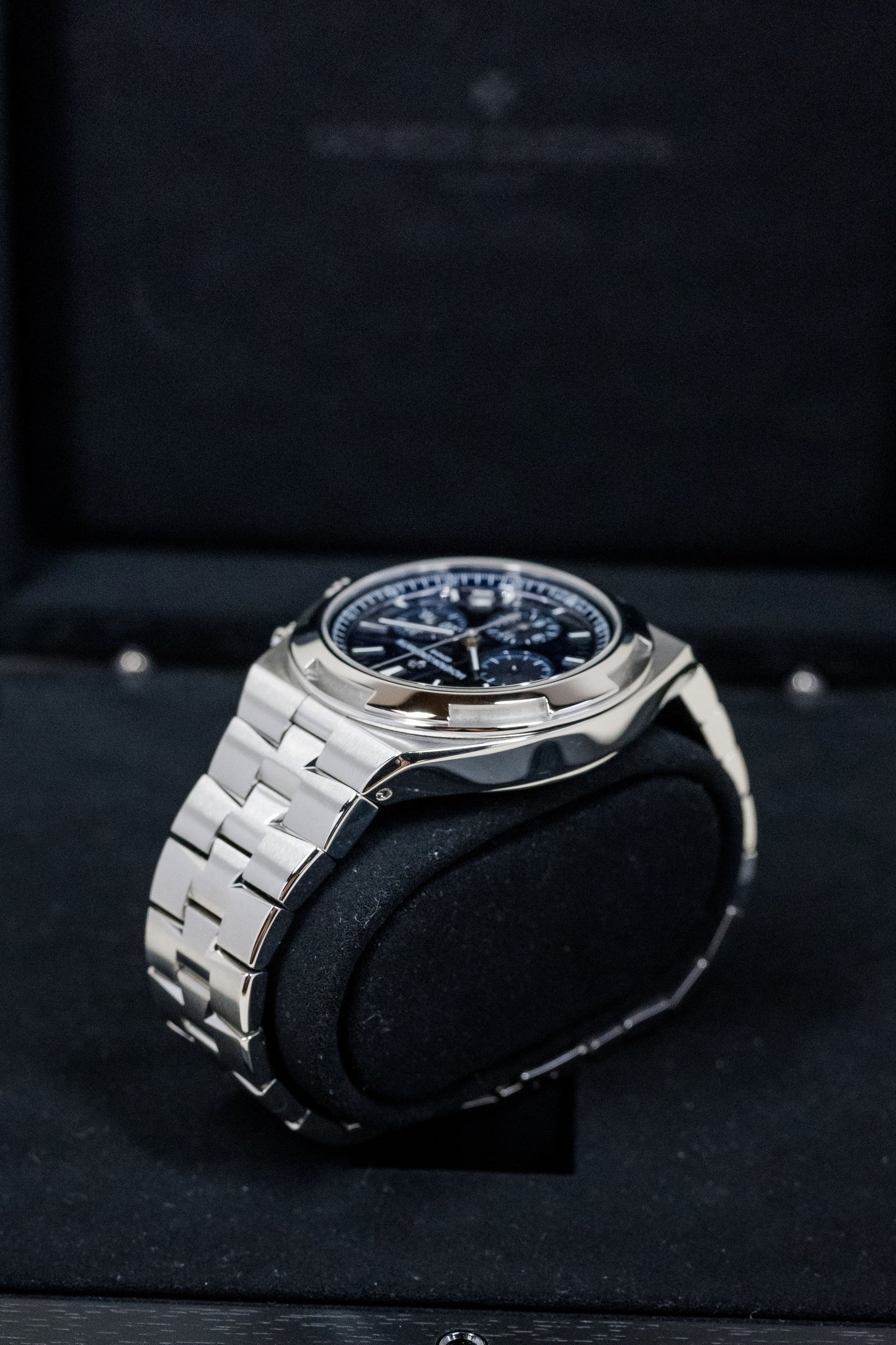2026 Vacheron Constantin Overseas Chronograph 5520V
