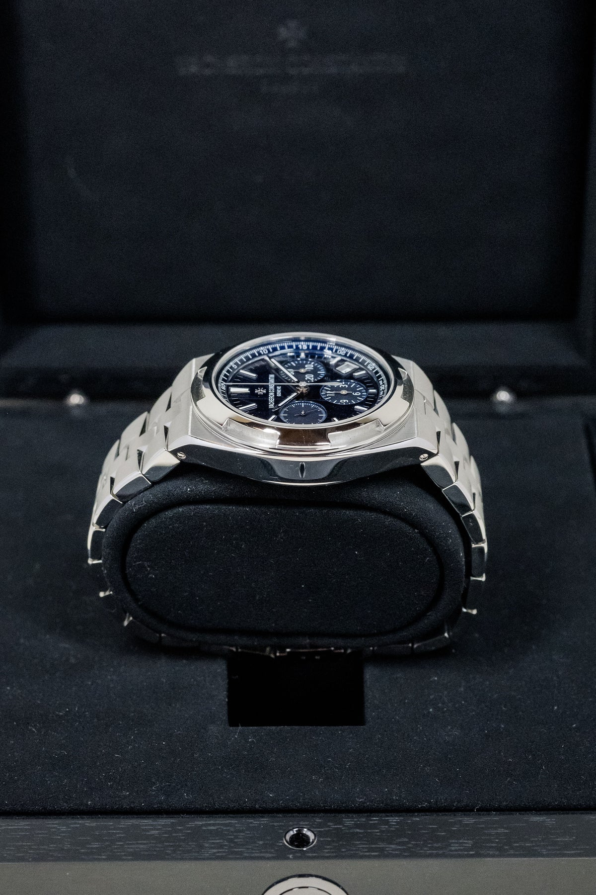 2026 Vacheron Constantin Overseas Chronograph 5520V