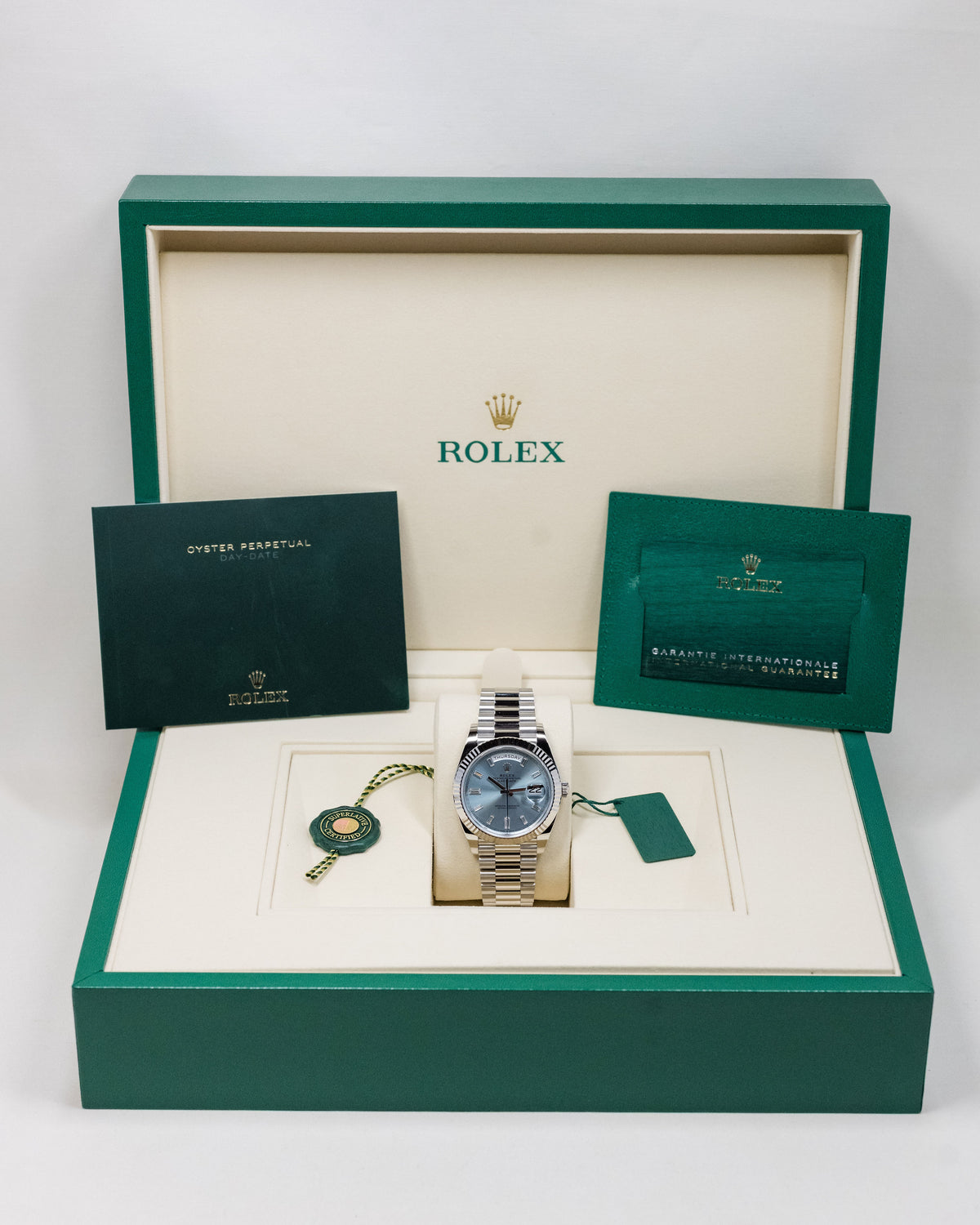 2026 Rolex Platinum Day-Date 40 228236