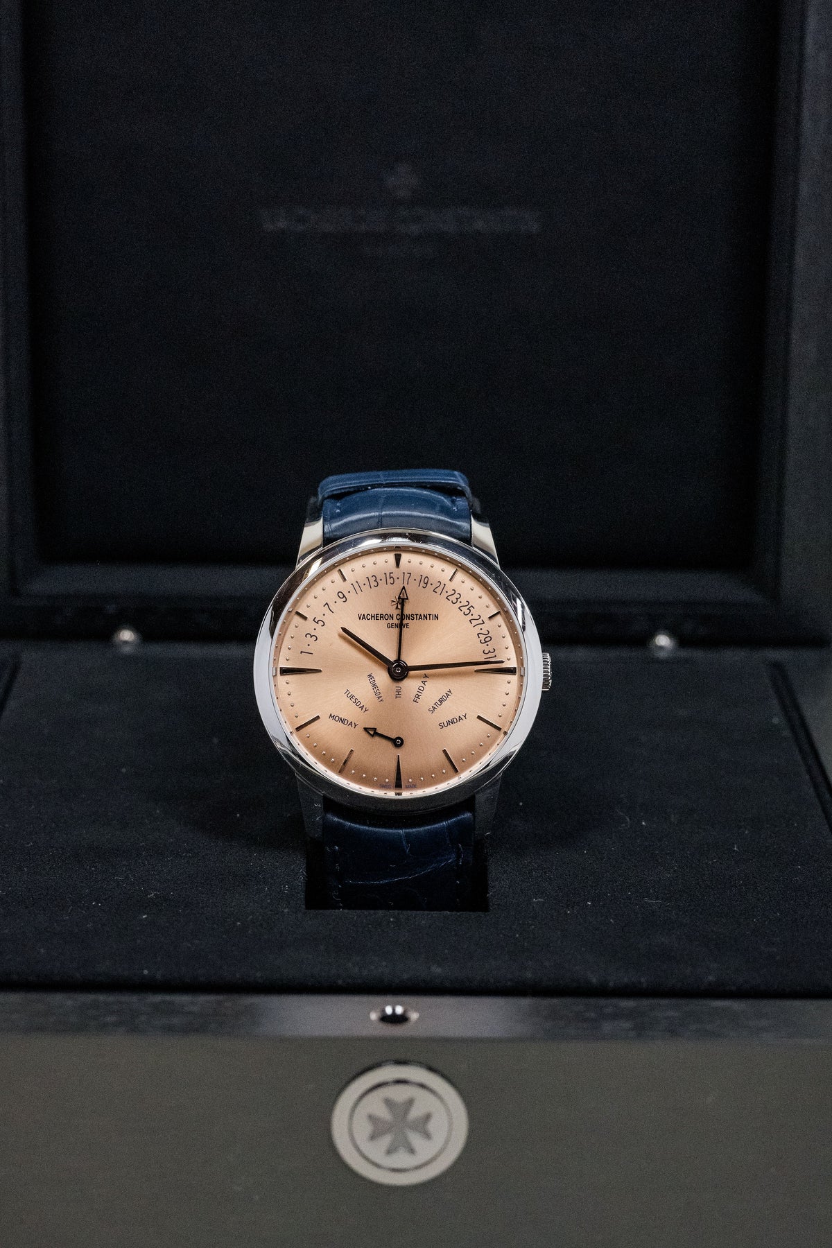 2024 Vacheron Constantin Patrimony Retrograde Day-Date 4000U/000P-H003