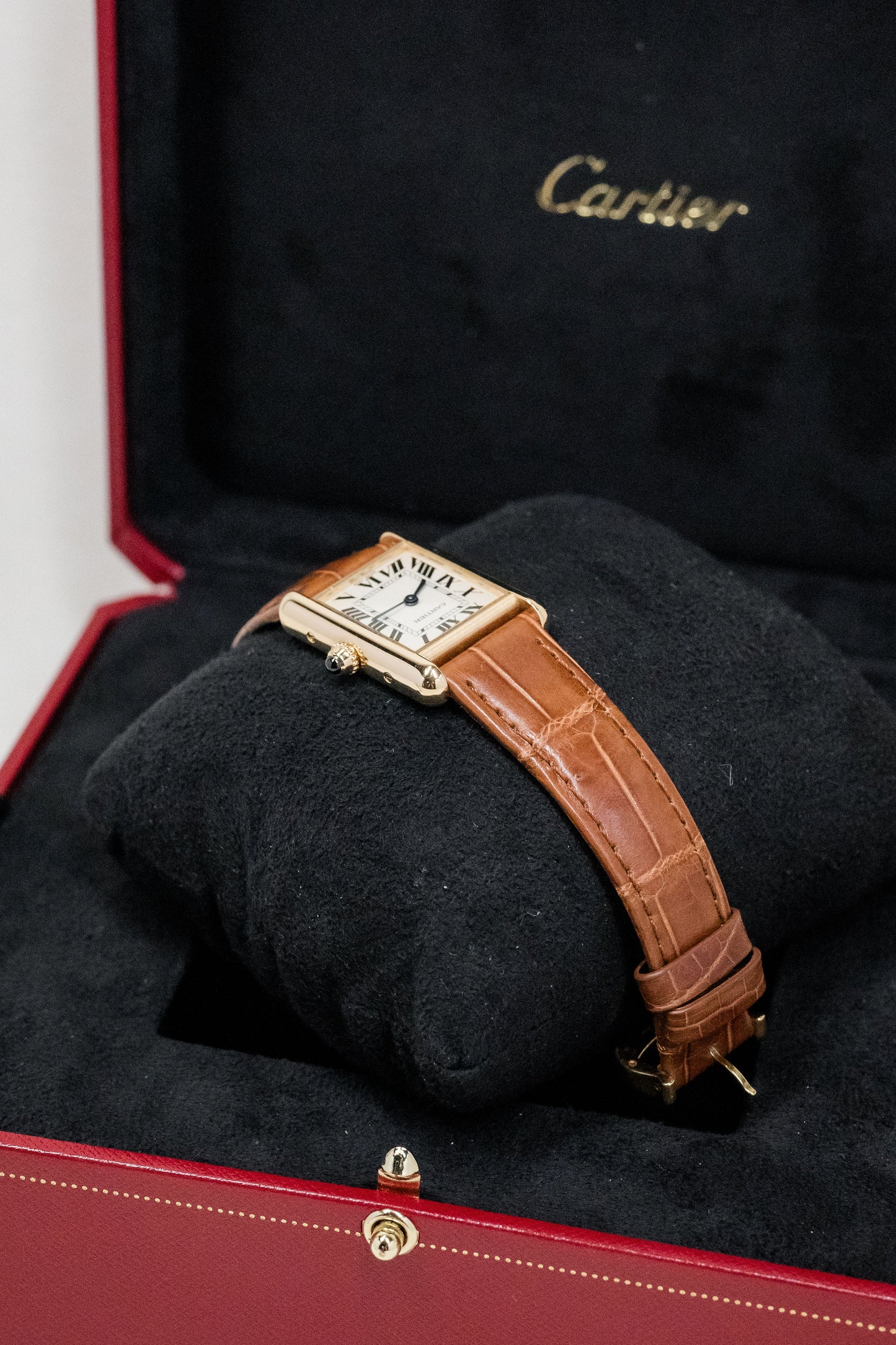 2023 Cartier Tank Louis Small W1529856
