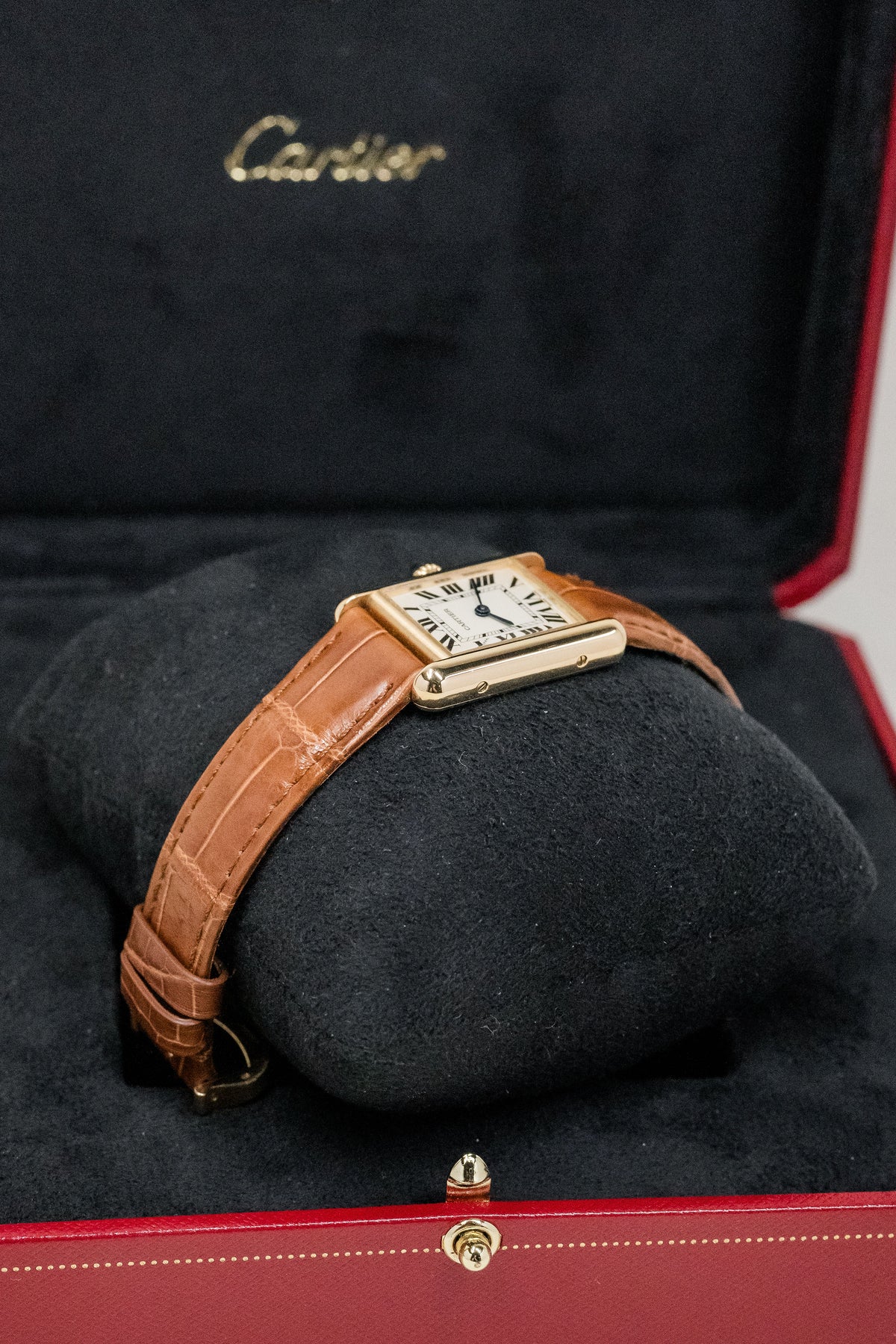 2023 Cartier Tank Louis Small W1529856