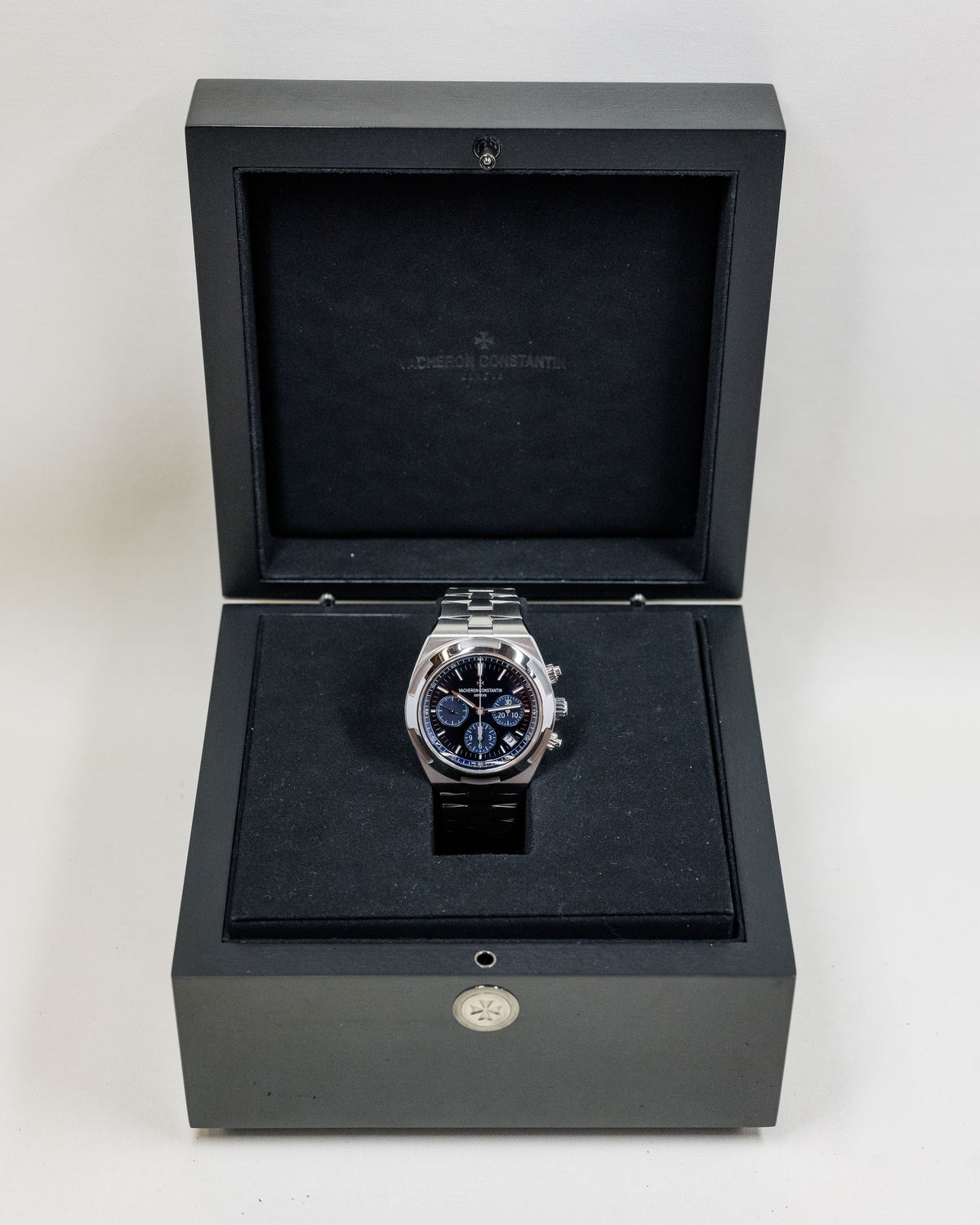 Vacheron Constantin Overseas Chronograph 5500V
