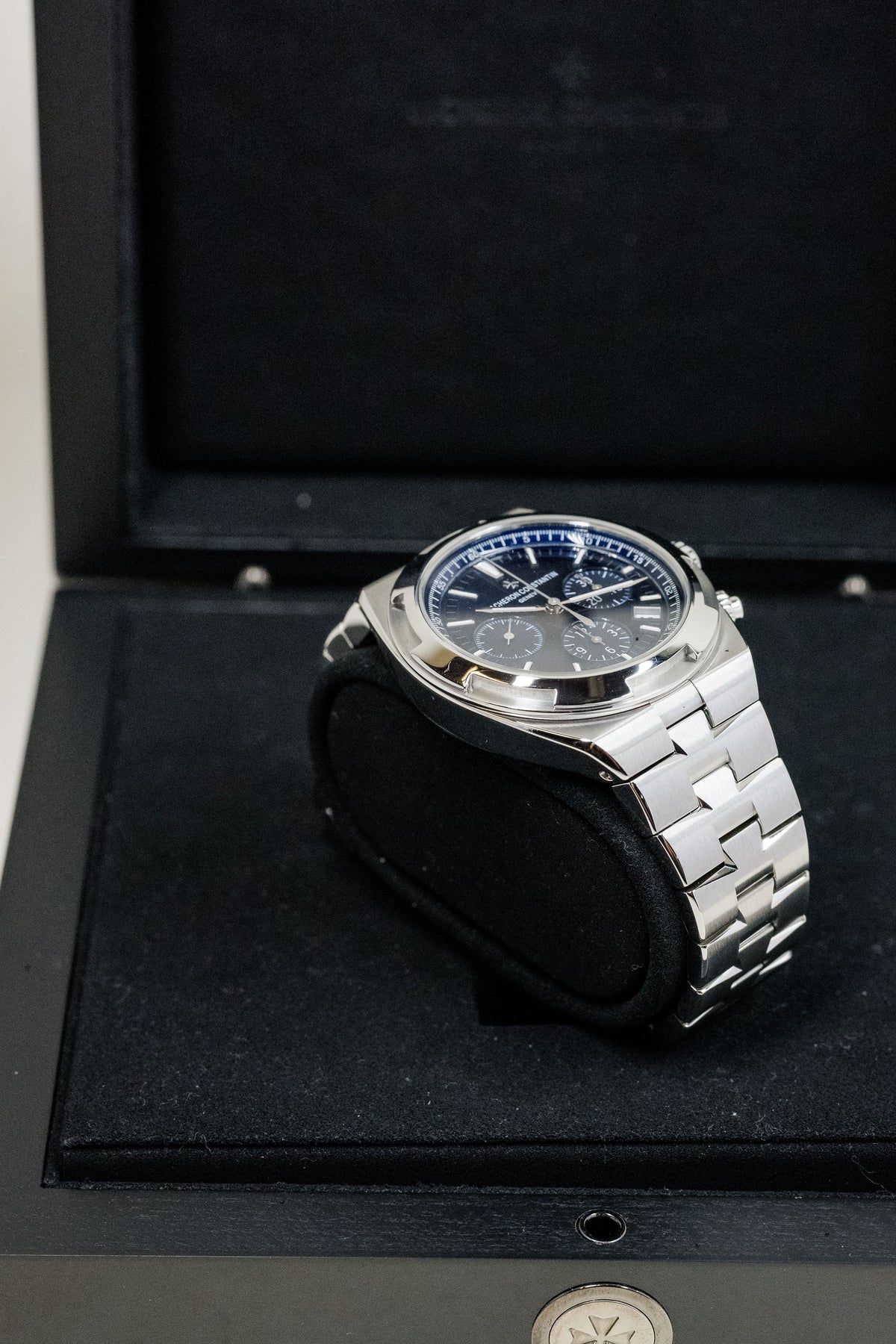 Vacheron Constantin Overseas Chronograph 5500V