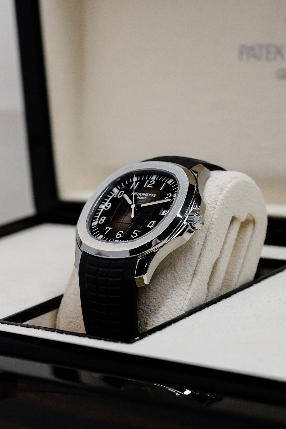 2022 Patek Philippe Aquanaut Self-Winding 5167A-001
