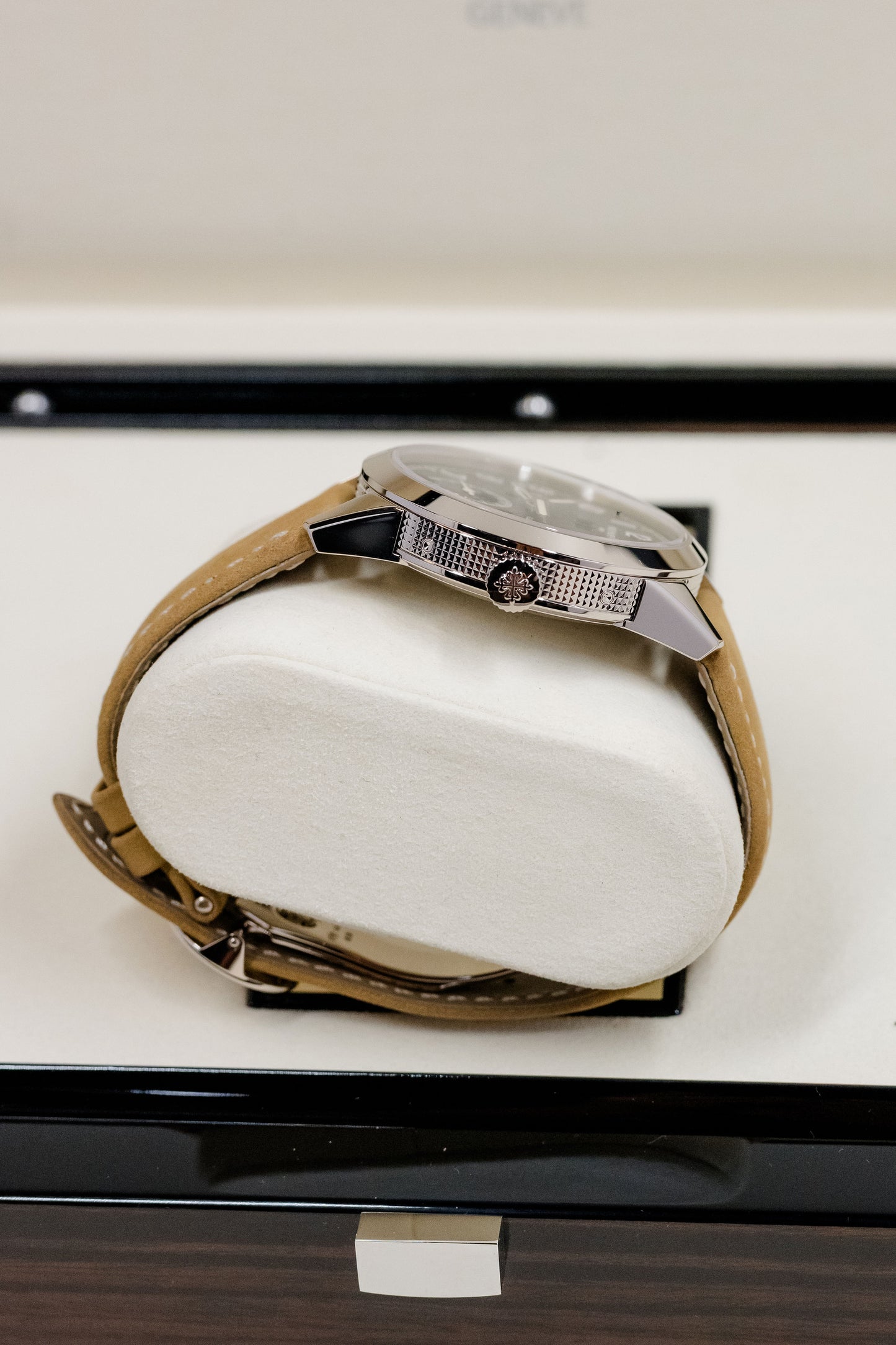 Patek Philippe Complications 5326G