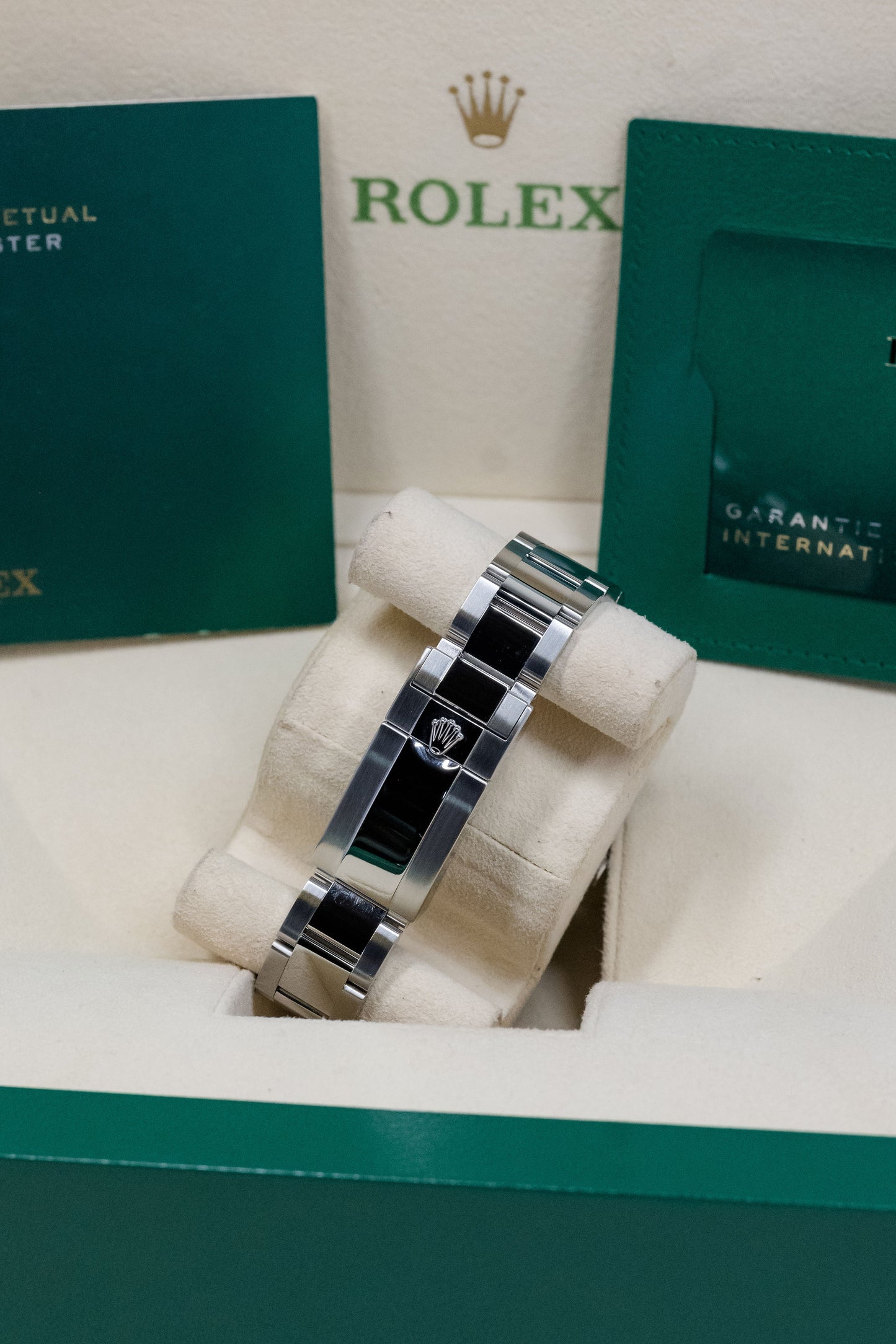 2022 Rolex Yacht-Master II 116680