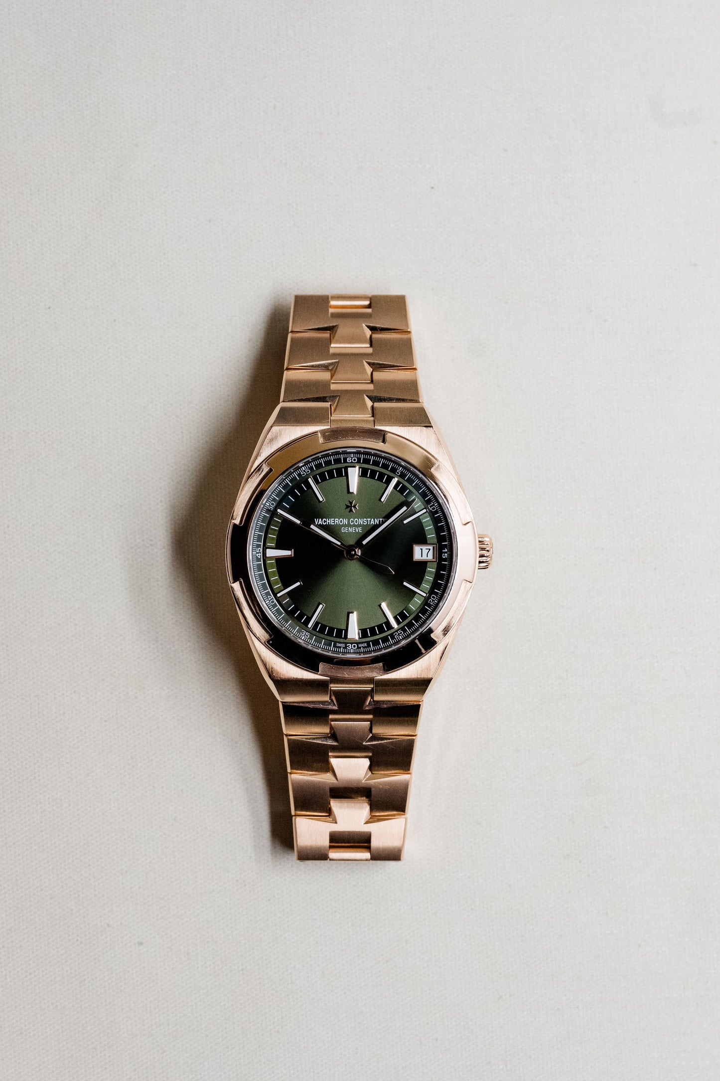 2026 Vacheron Constantin Overseas 4520V