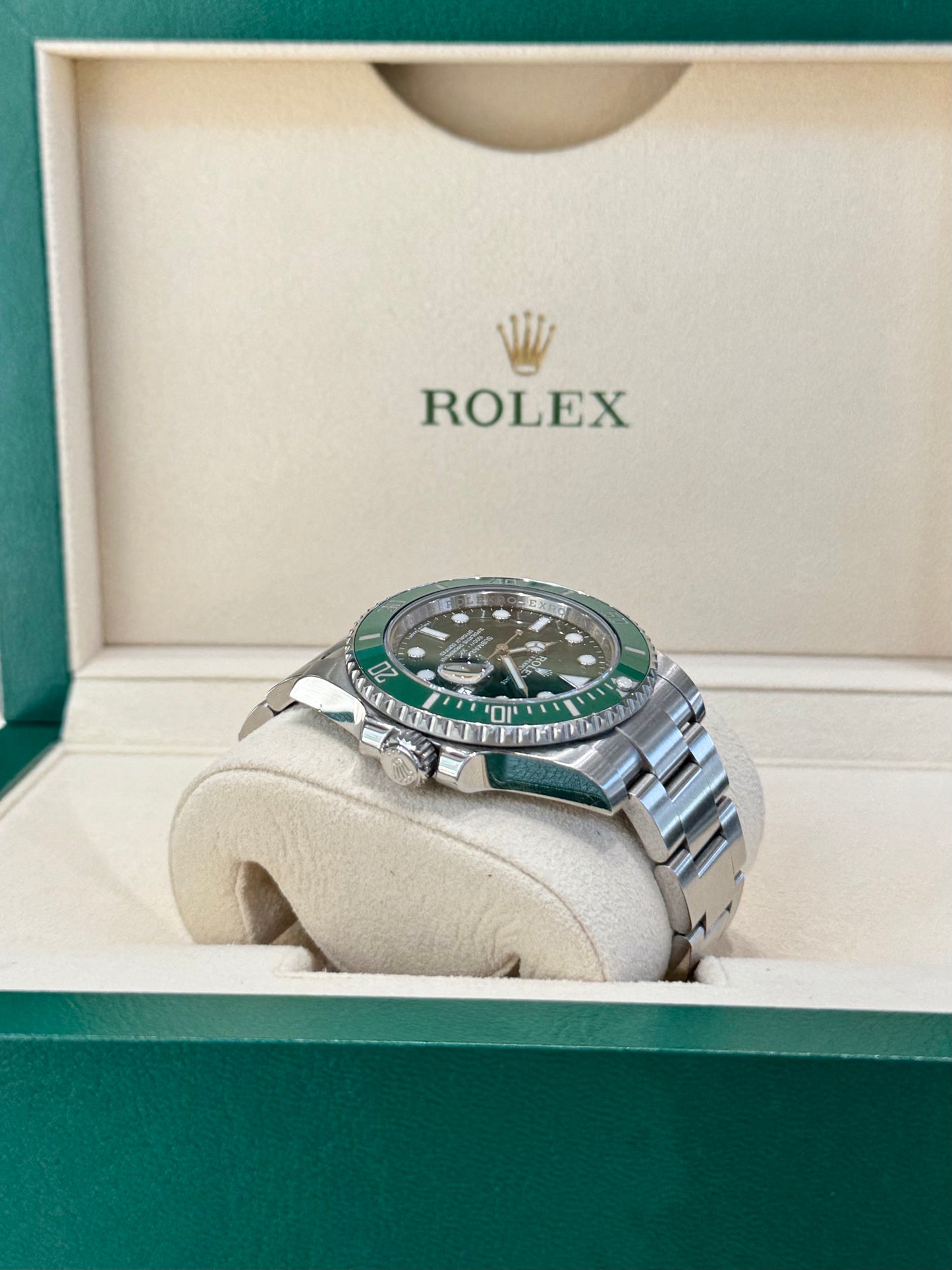 Rolex Submariner Hulk 116610LV