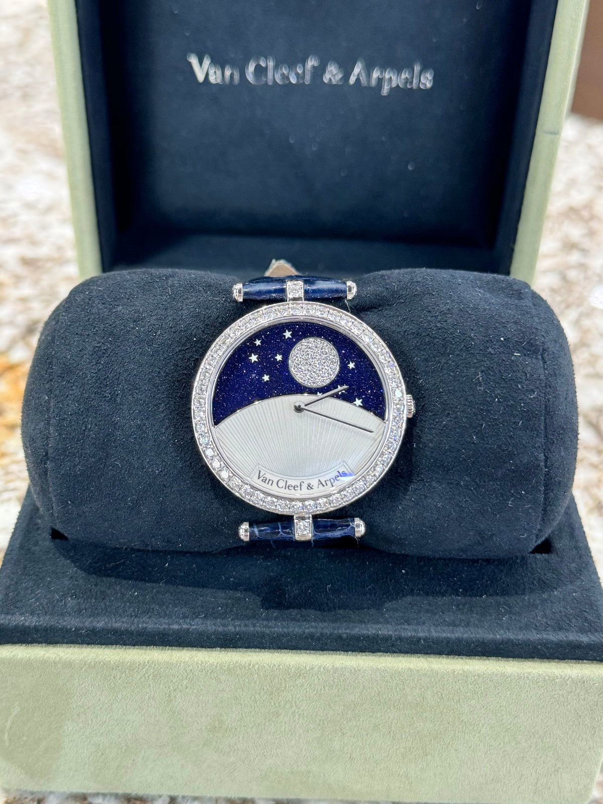 Van Cleef & Arpels Day and Night