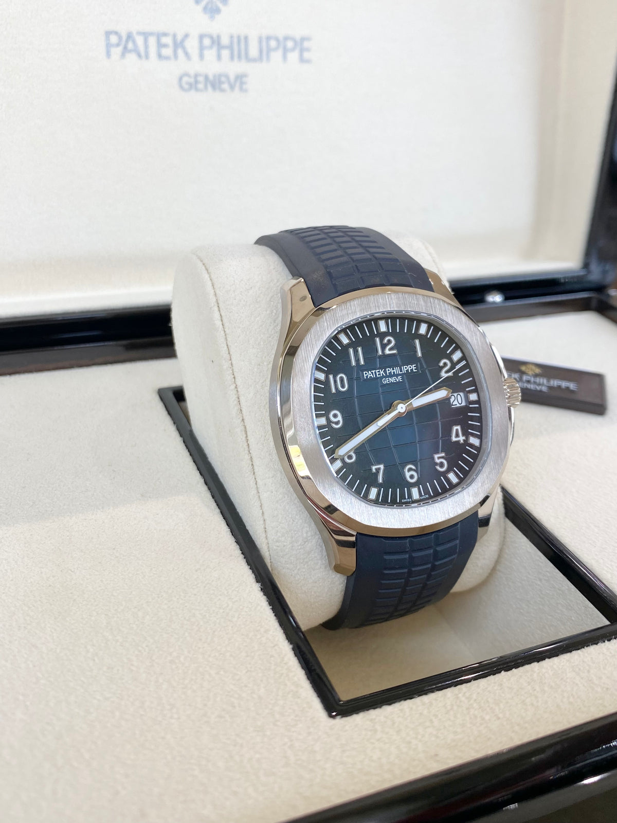 2022 Patek Philippe Aquanaut Self-Winding 5168G