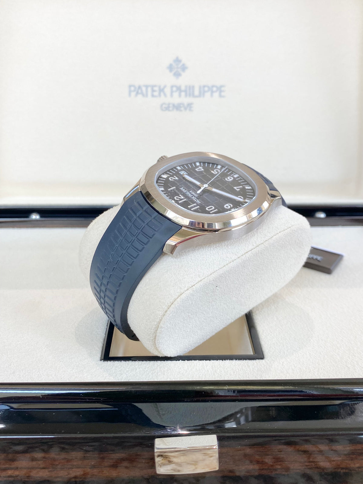 2022 Patek Philippe Aquanaut Self-Winding 5168G