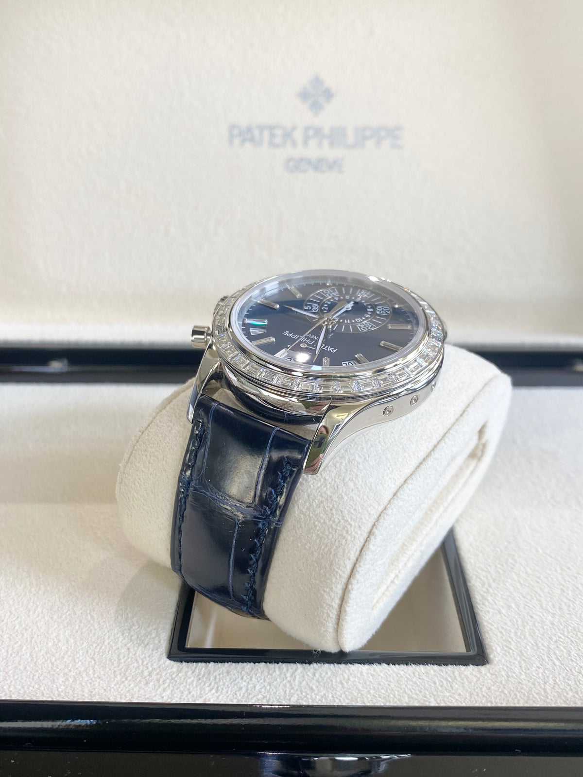 2023 Patek Philippe Complications Chronograph 5961P-001