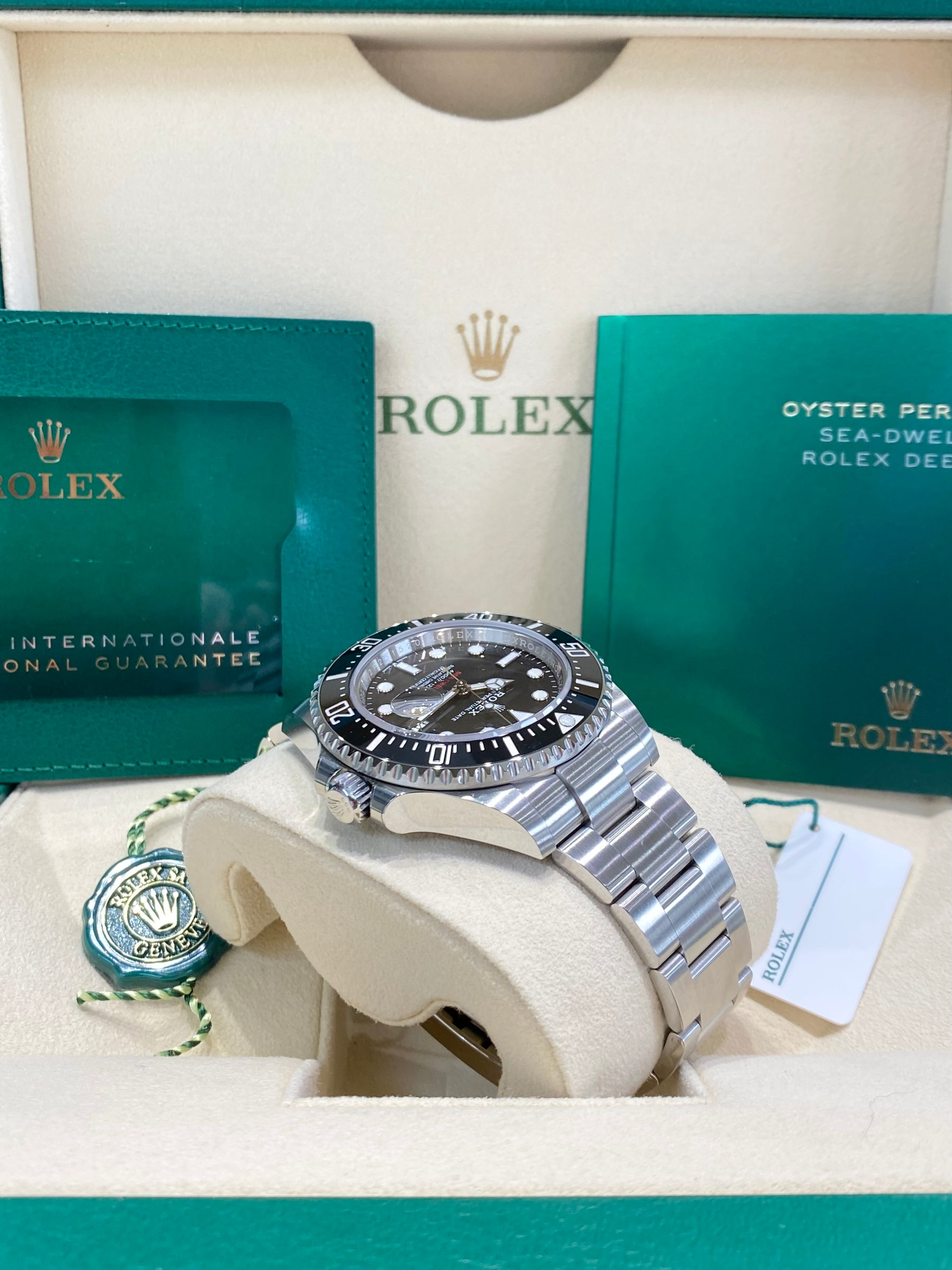 2024 Rolex Sea-Dweller 126600