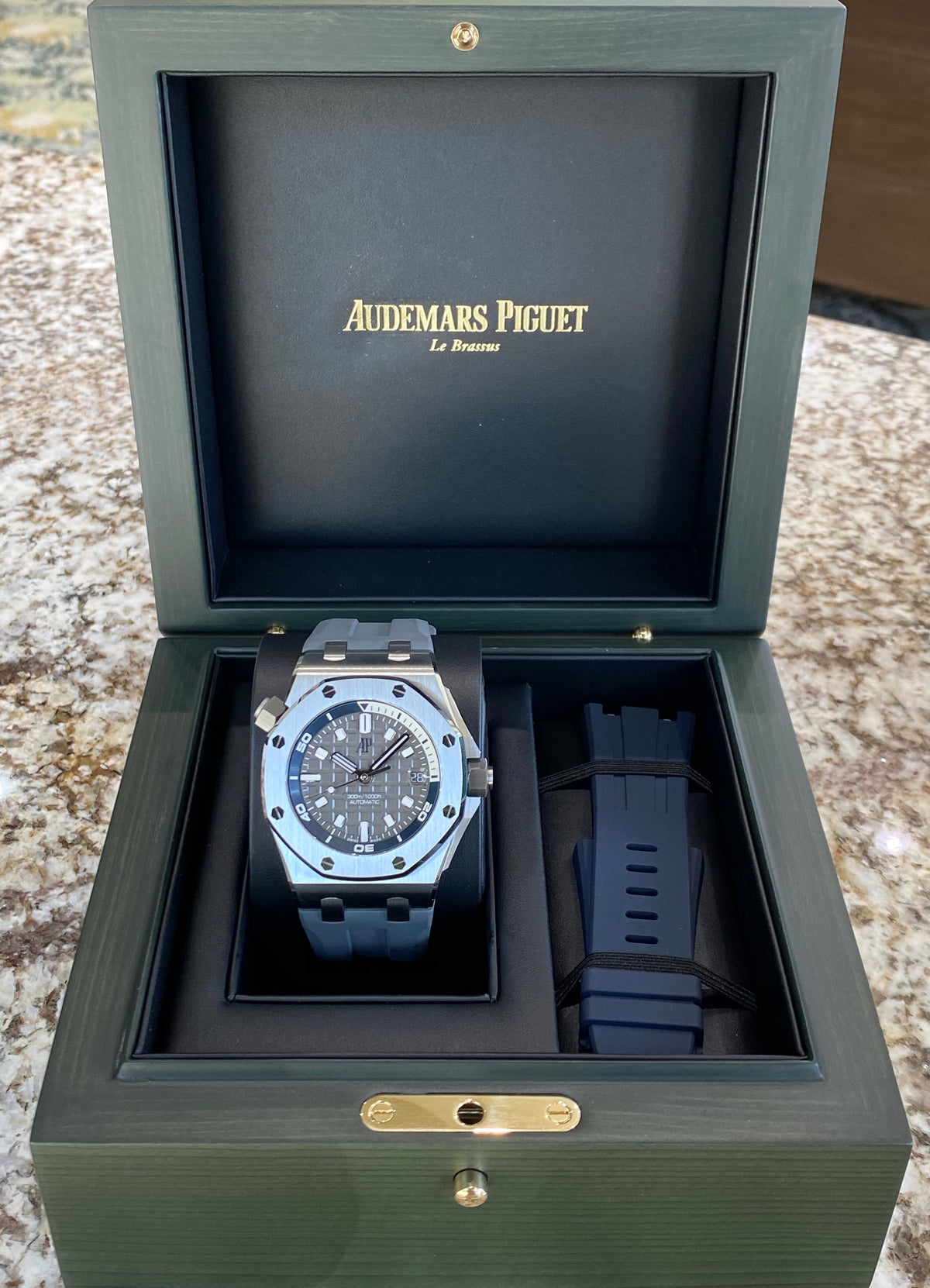 2023 Audemars Piguet Royal Oak Offshore Diver 15720ST