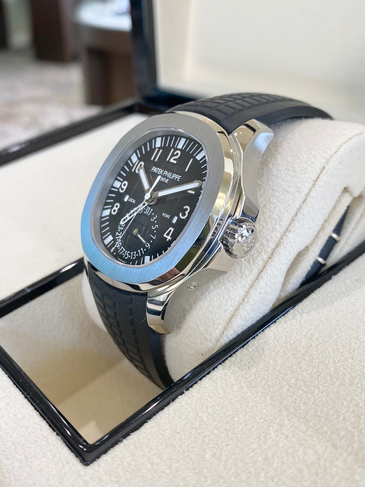 2022 Patek Philippe Aquanaut Travel Time 5164A