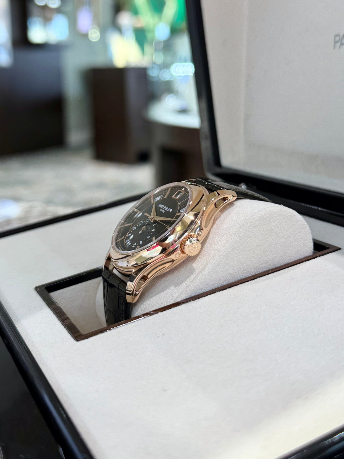 2022 Patek Philippe Annual Calendar Reference 5205R