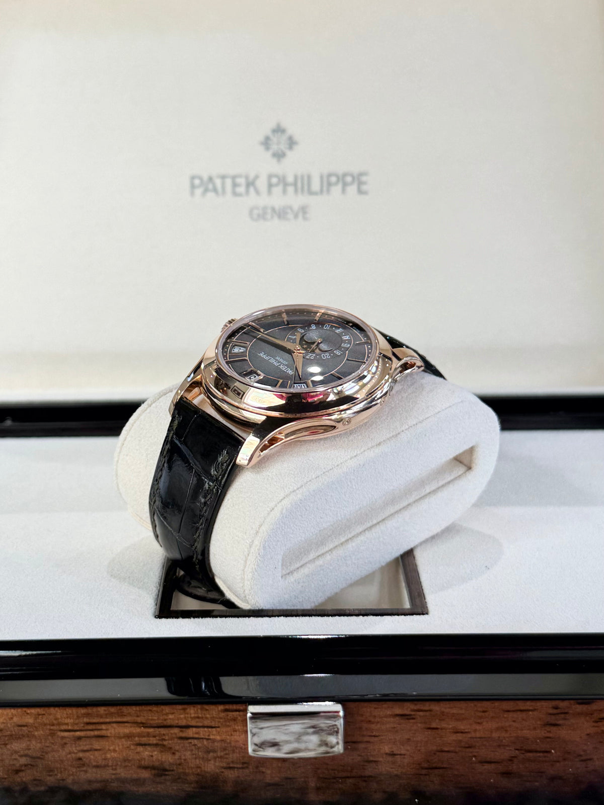 2022 Patek Philippe Annual Calendar Reference 5205R
