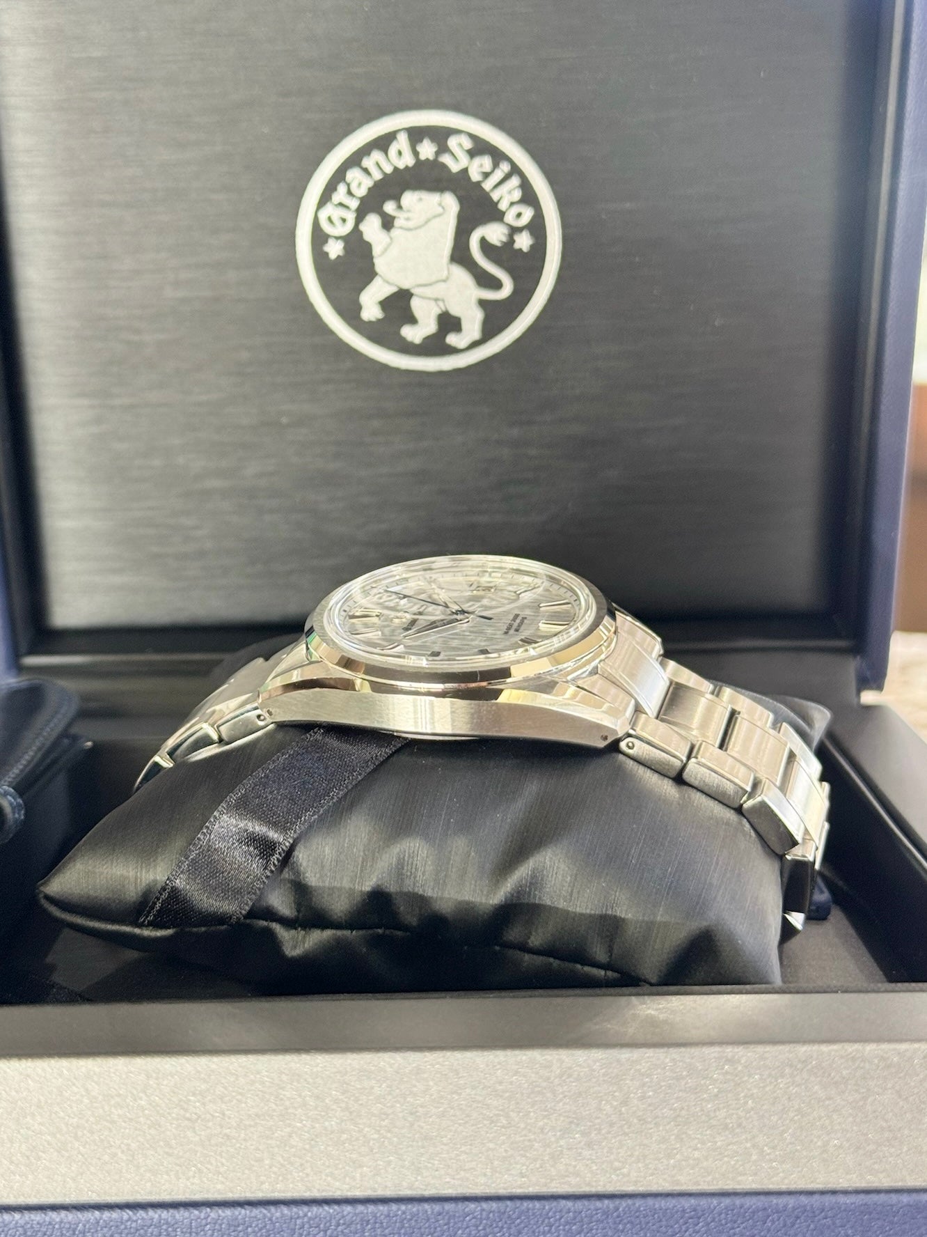 2023 Grand Seiko White Birch SLGH005