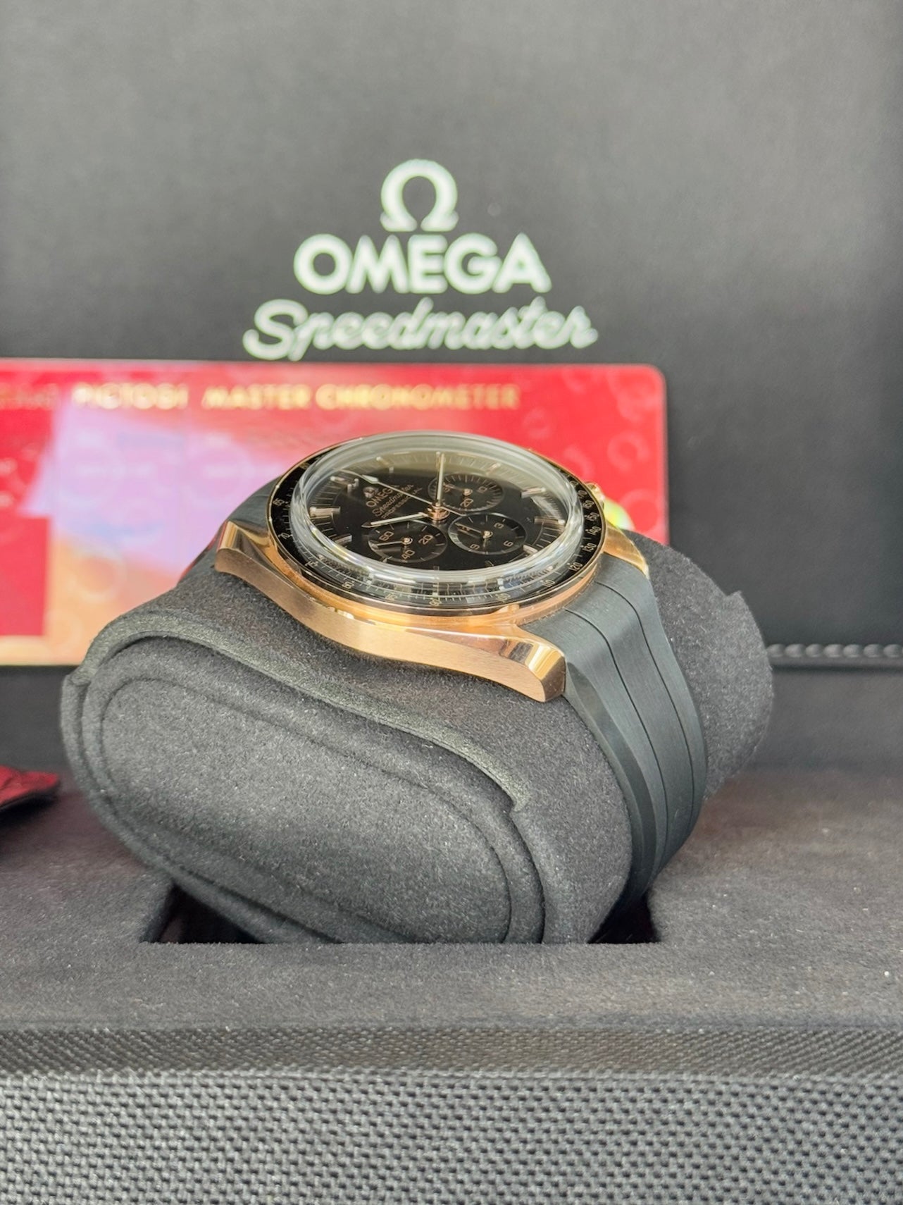 Omega Speedmaster Moonwatch 310.63.42.50.01.001