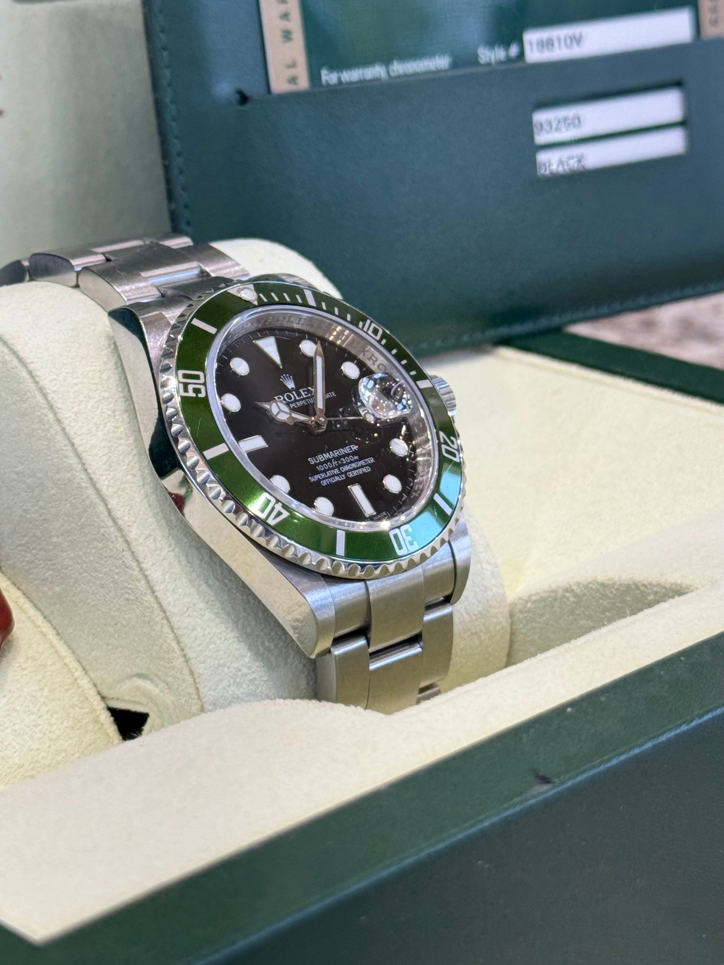 2009 Rolex Submariner Kermit 16610LV