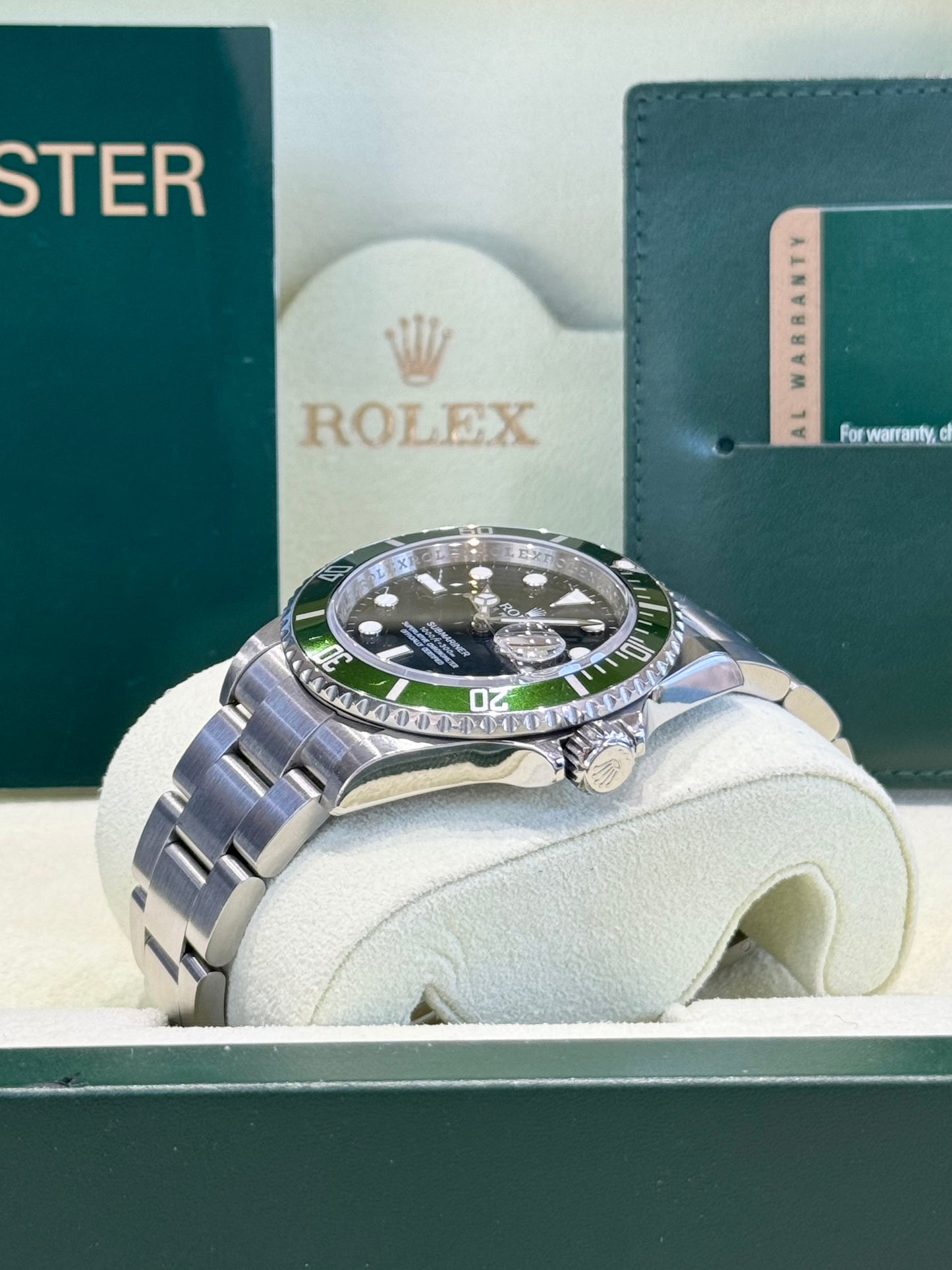 2009 Rolex Submariner Kermit 16610LV