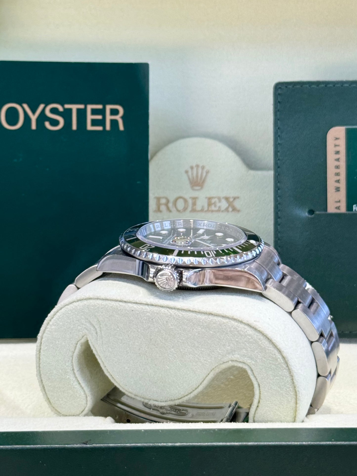 2009 Rolex Submariner Kermit 16610LV