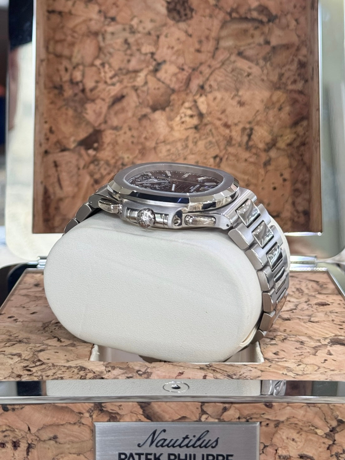 2017 Patek Philippe Nautilus 40th Anniversary 5976/1G-001