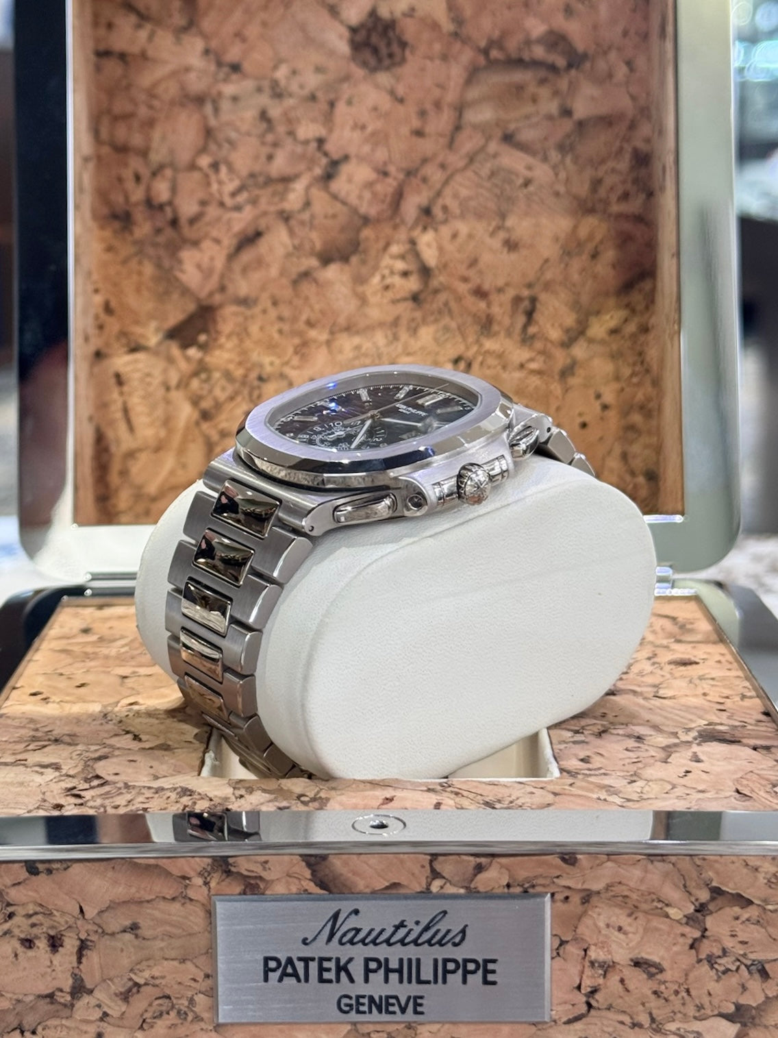 2017 Patek Philippe Nautilus 40th Anniversary 5976/1G-001