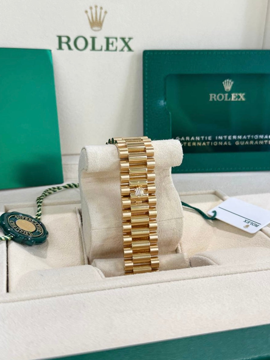 Rolex Day-Date 40 228398TBR