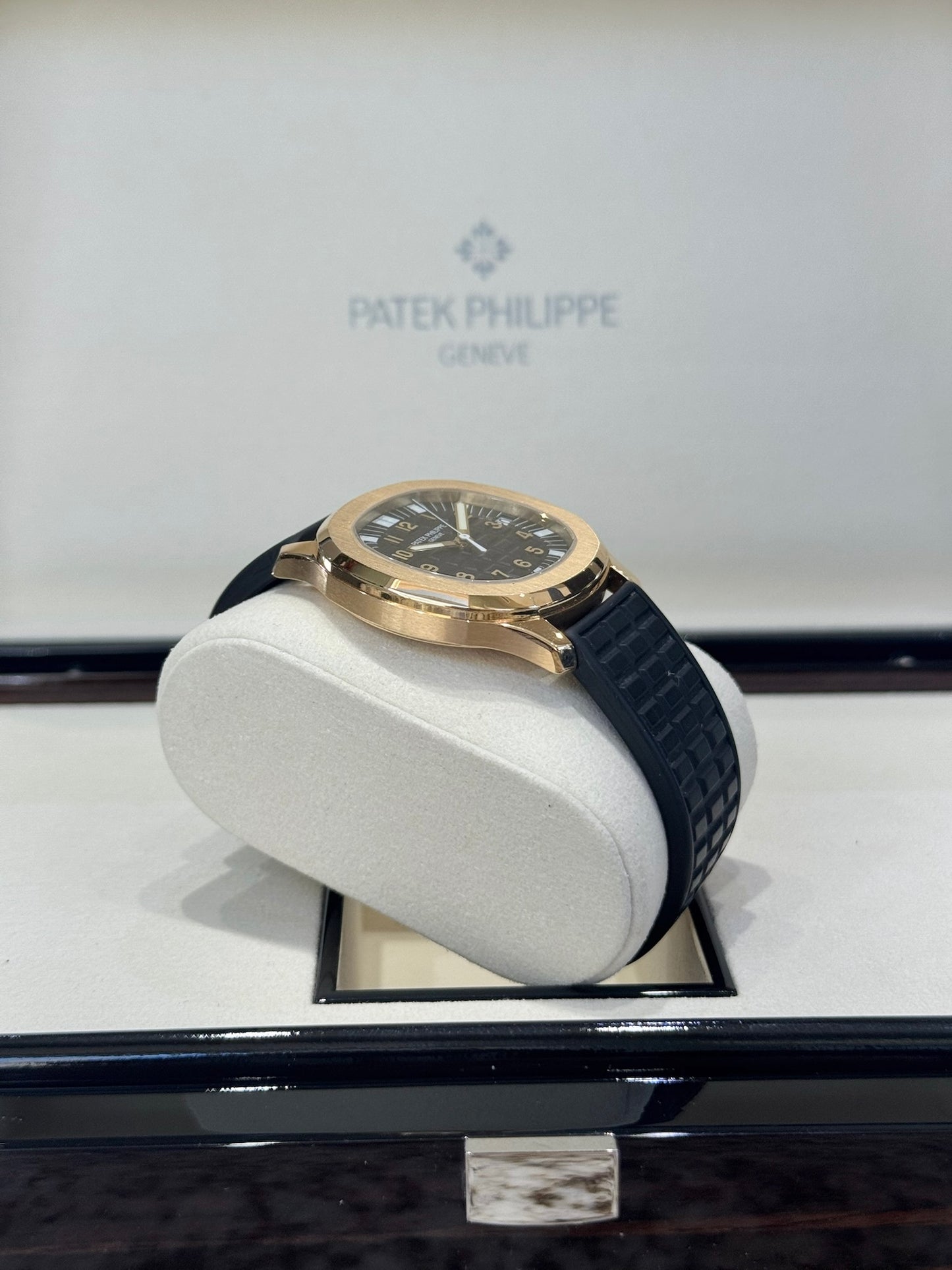 2006 Patek Philippe Aquanaut 5065J-001