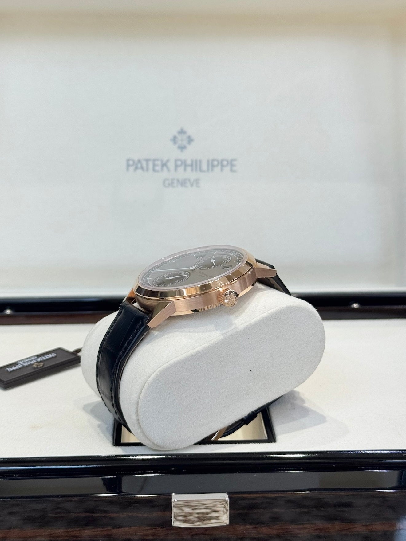 2024 Patek Philippe Complications Annual Calendar 5235/50R-001