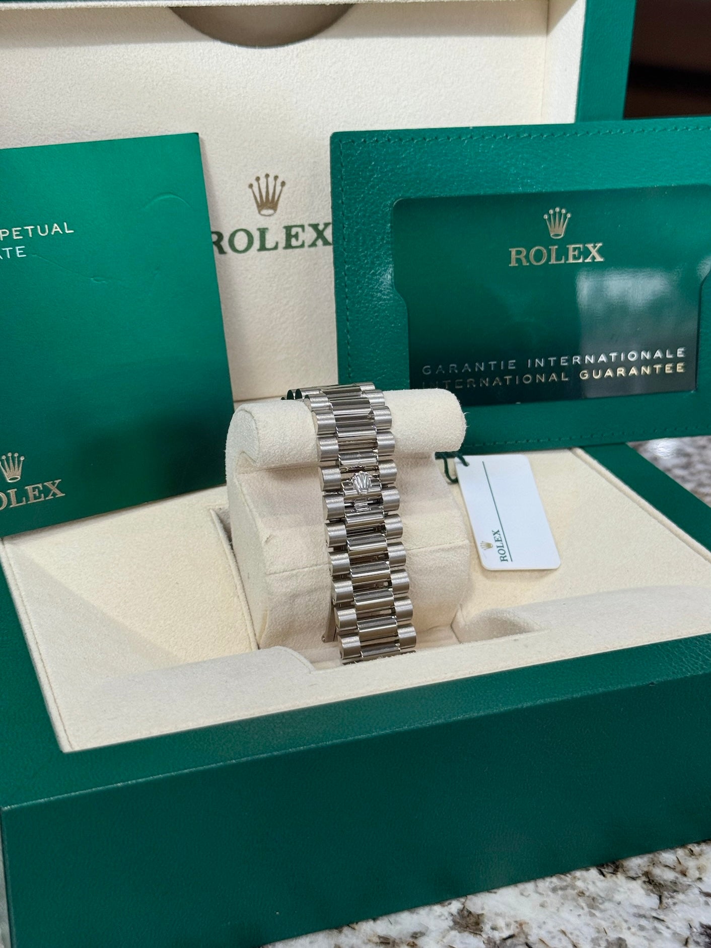 2024 Rolex Day-Date 40 228239