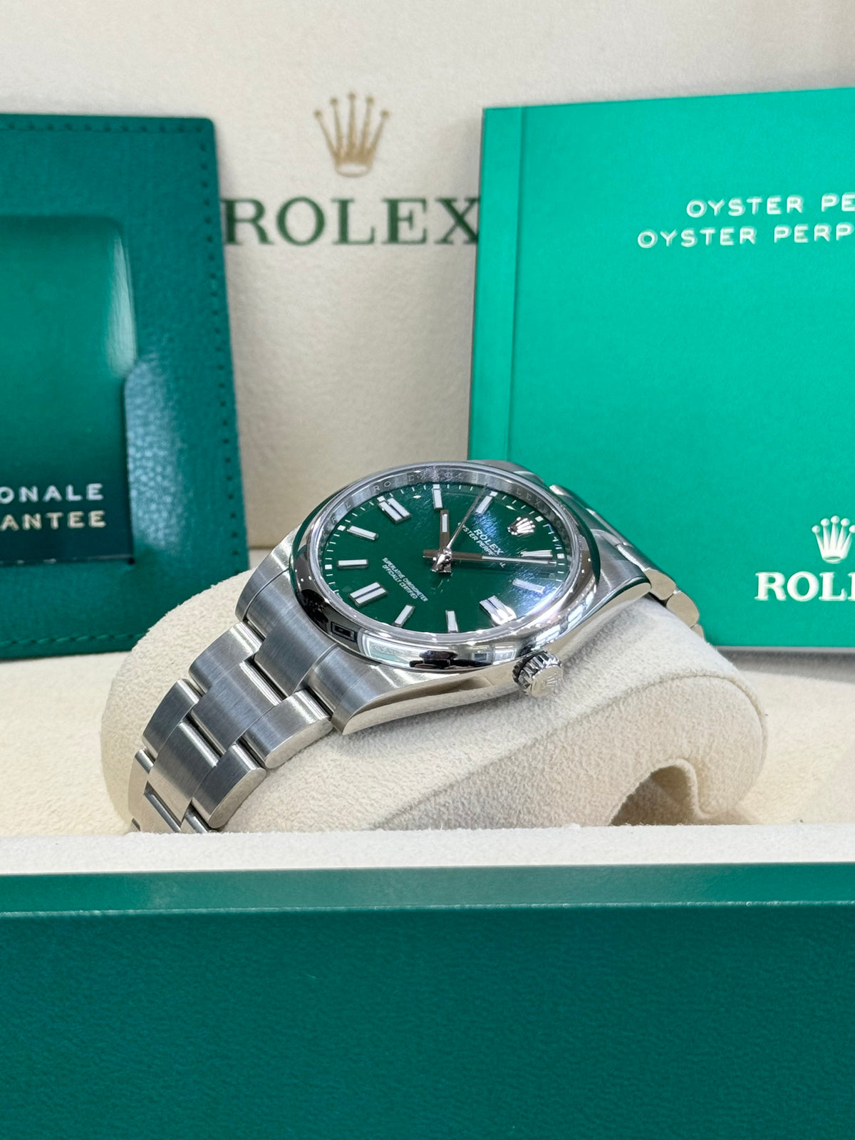 2024 Rolex Oyster Perpetual 41 124300