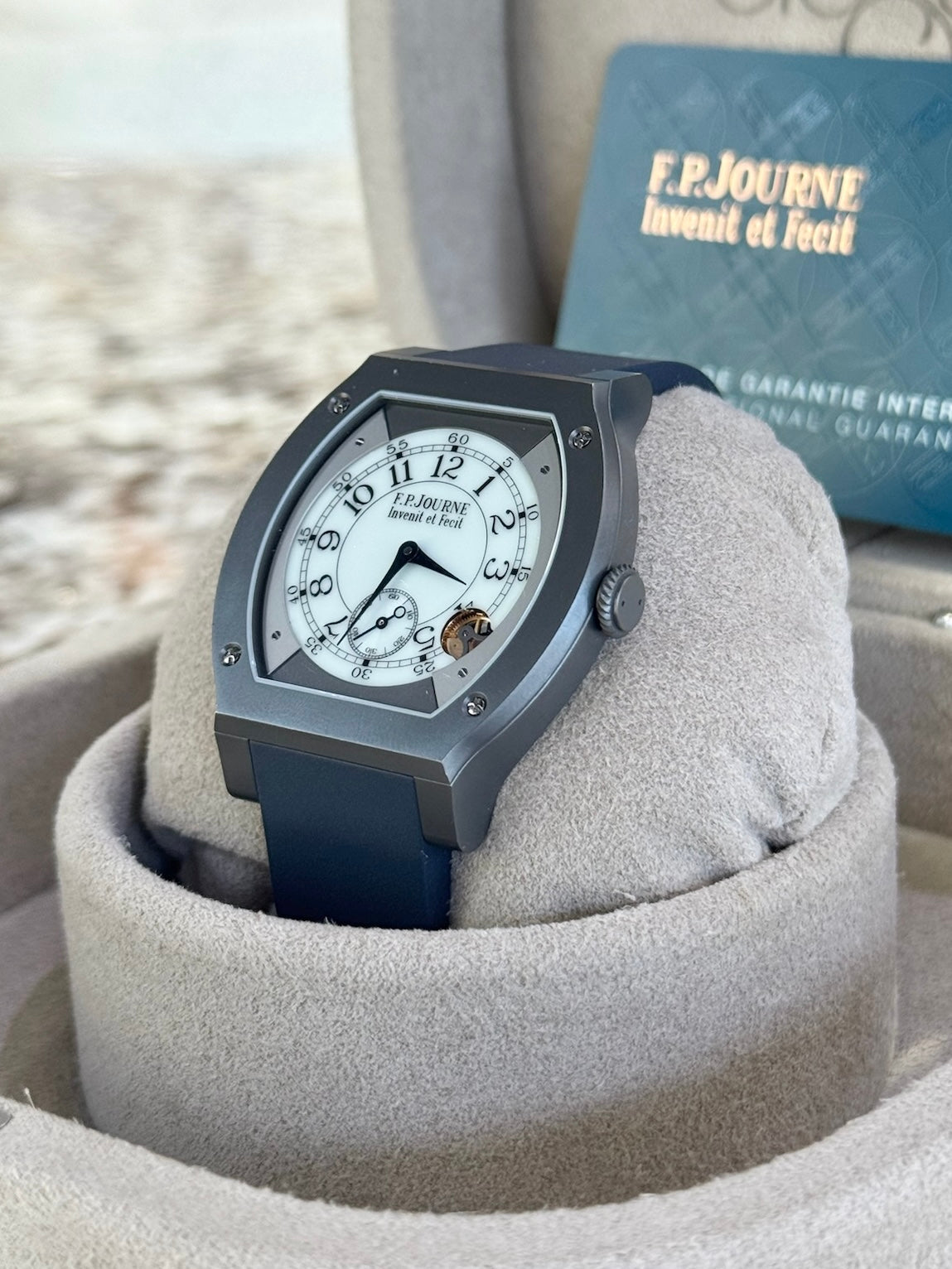 2021 F.P. Journe Elegante 48 ELHT