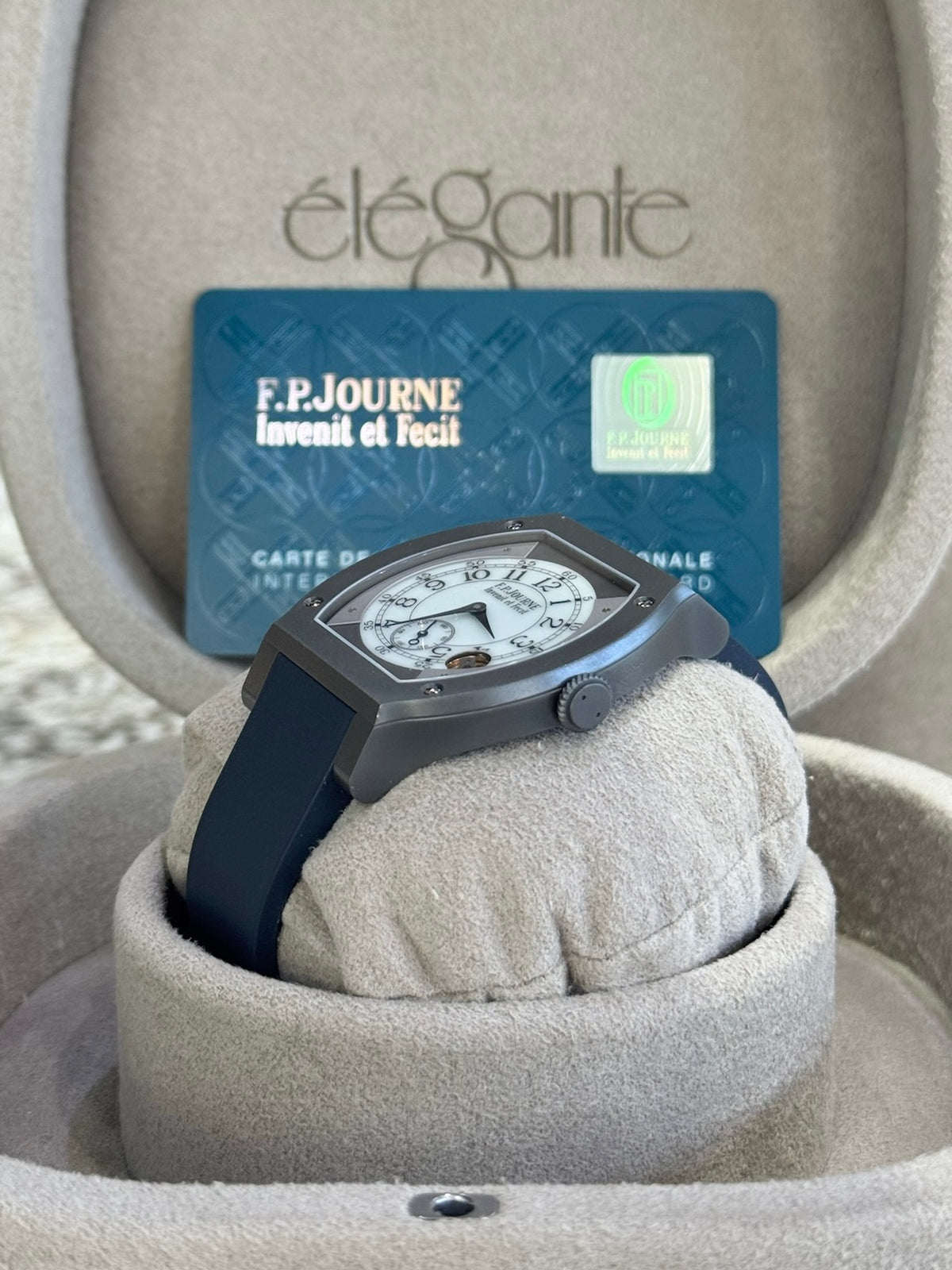 2021 F.P. Journe Elegante 48 ELHT