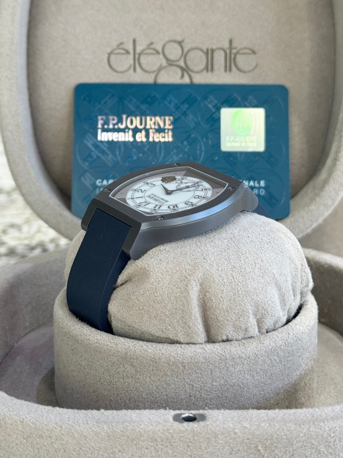 2021 F.P. Journe Elegante 48 ELHT