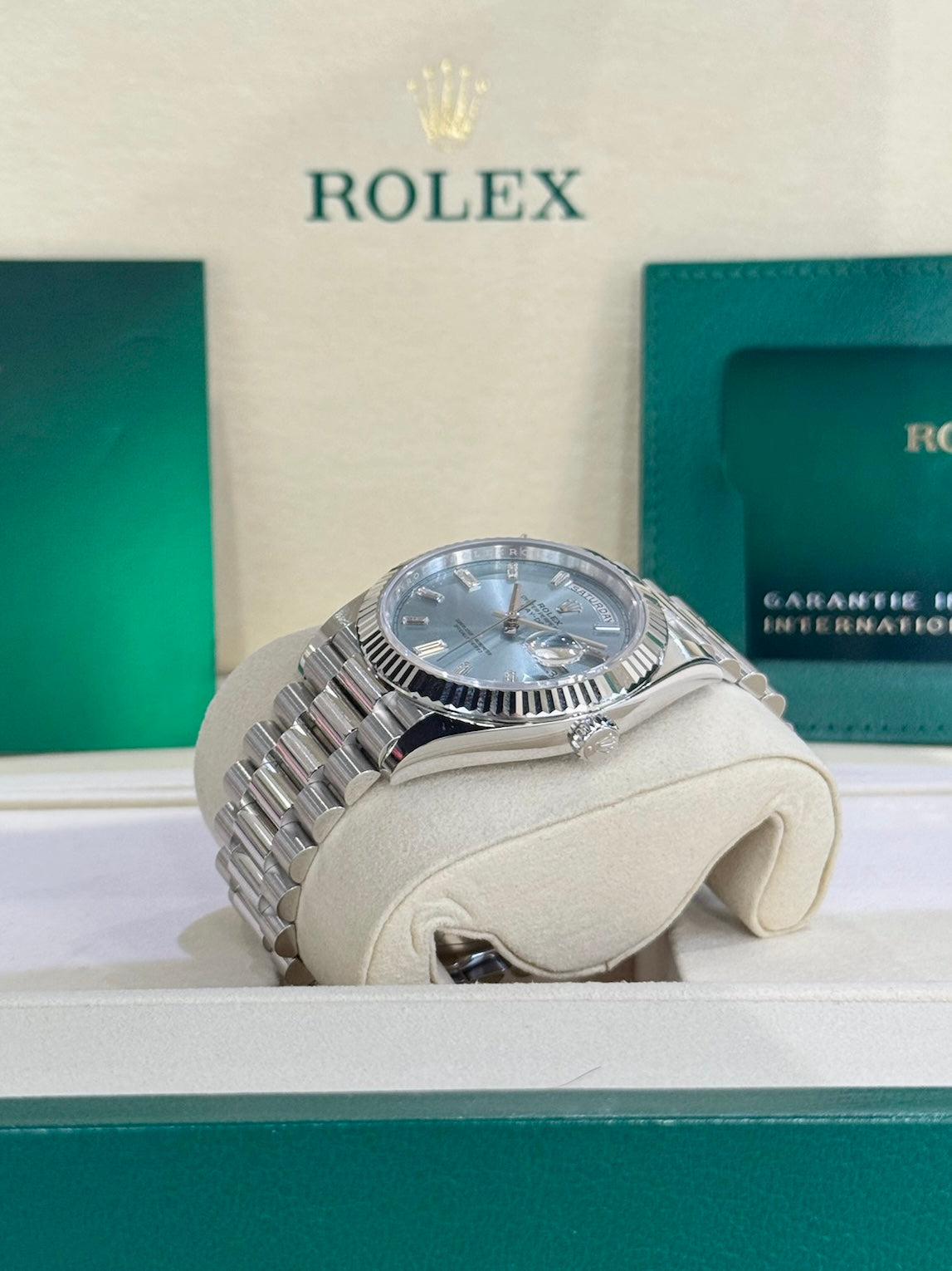 2025 Rolex Platinum Day-Date 40 228236