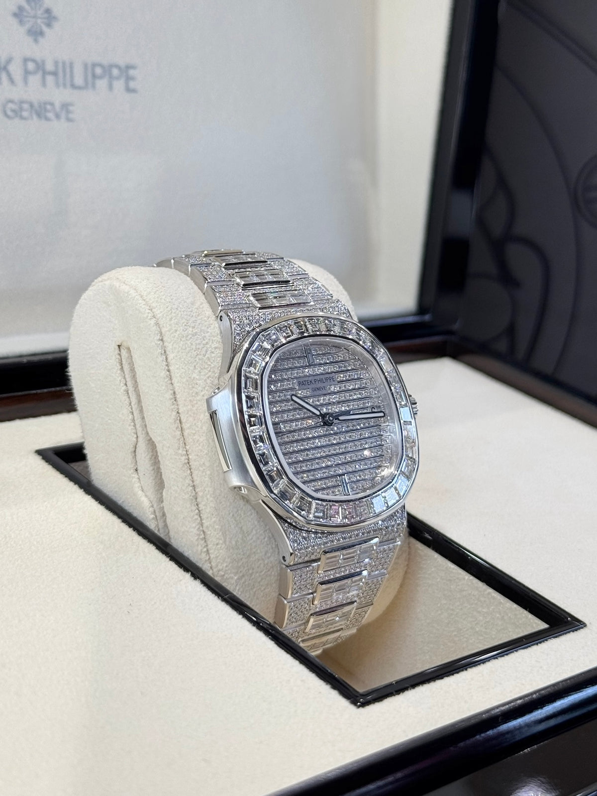 2024 Patek Philippe Nautilus 5719/10G-010