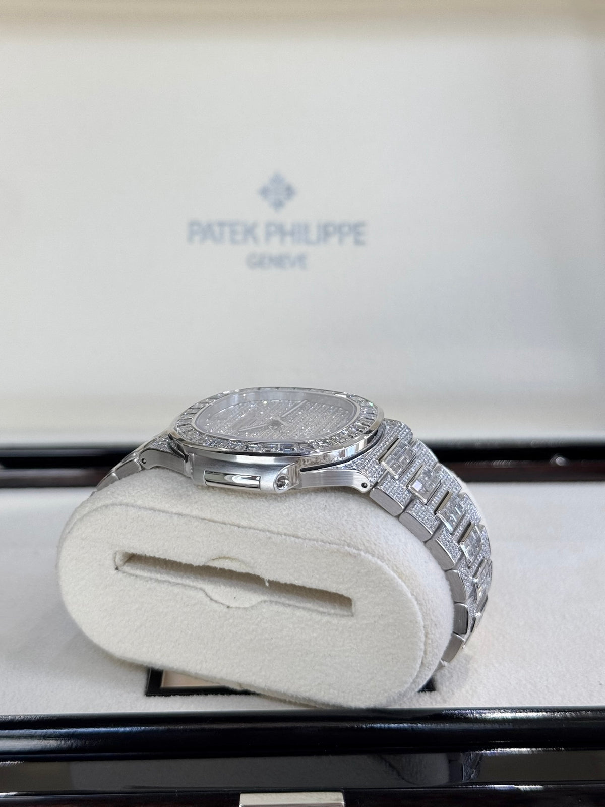 2024 Patek Philippe Nautilus 5719/10G-010